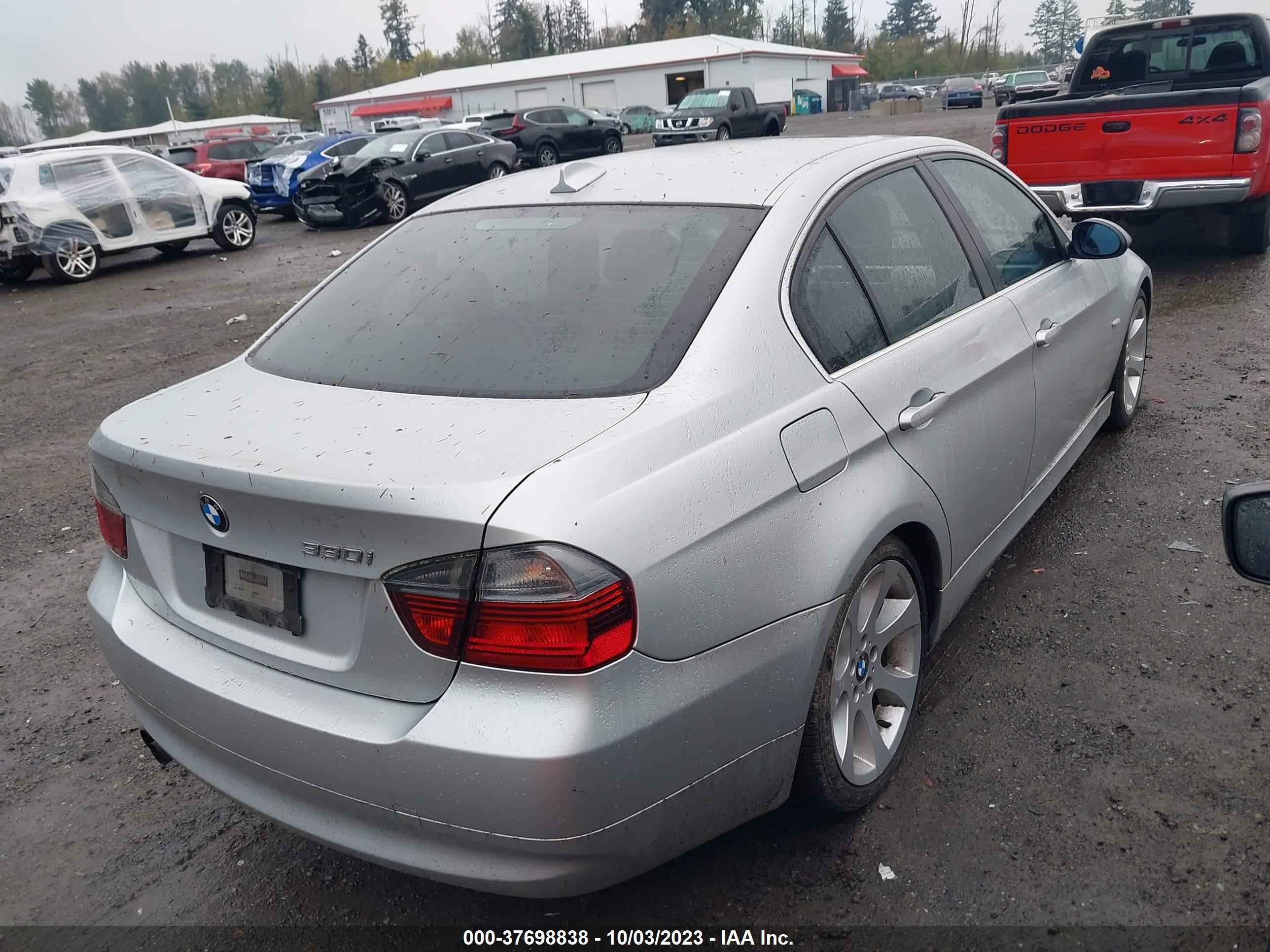 Photo 3 VIN: WBAVB33546PS06394 - BMW 3ER 