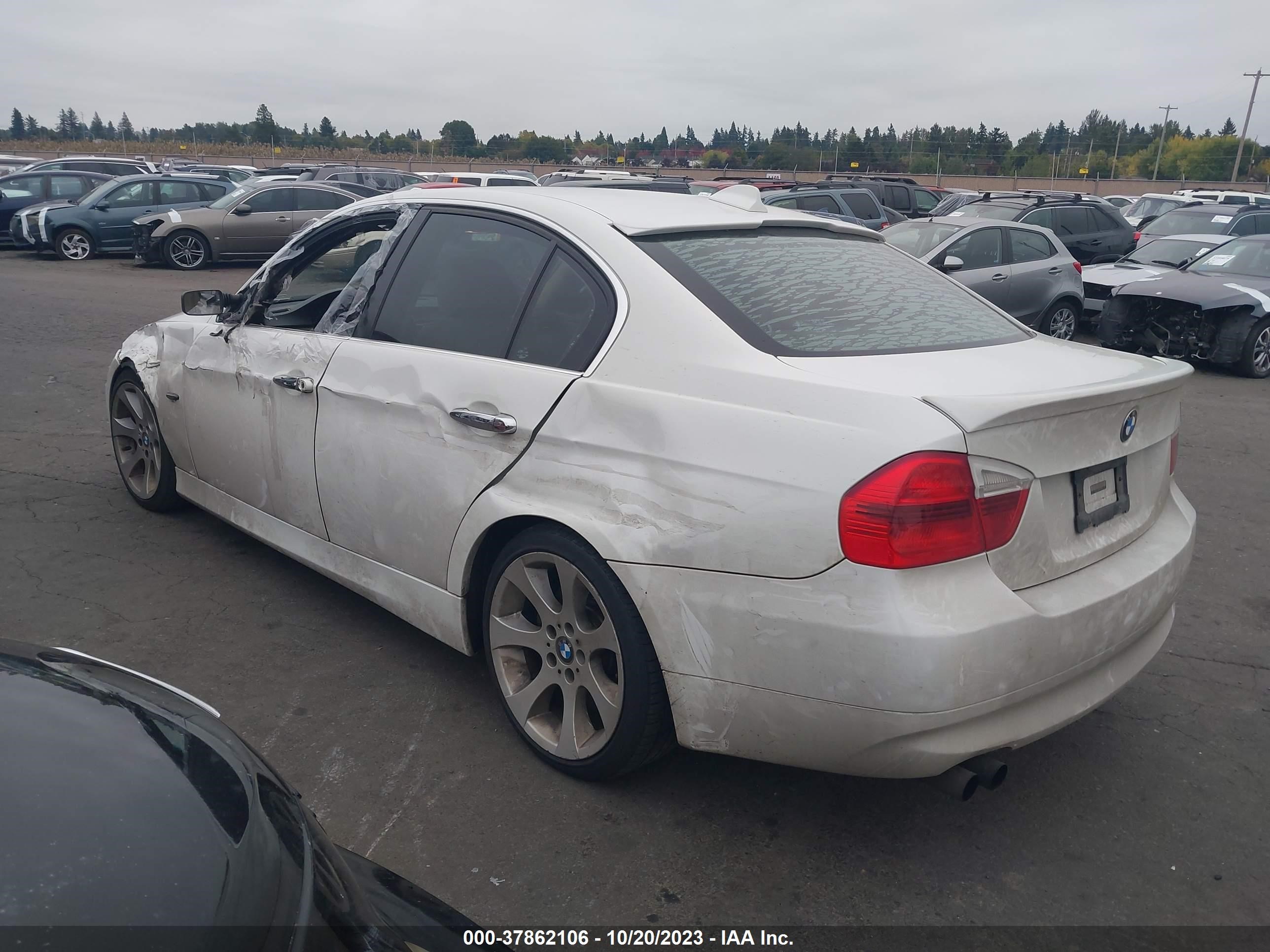 Photo 2 VIN: WBAVB33576PS11704 - BMW 3ER 