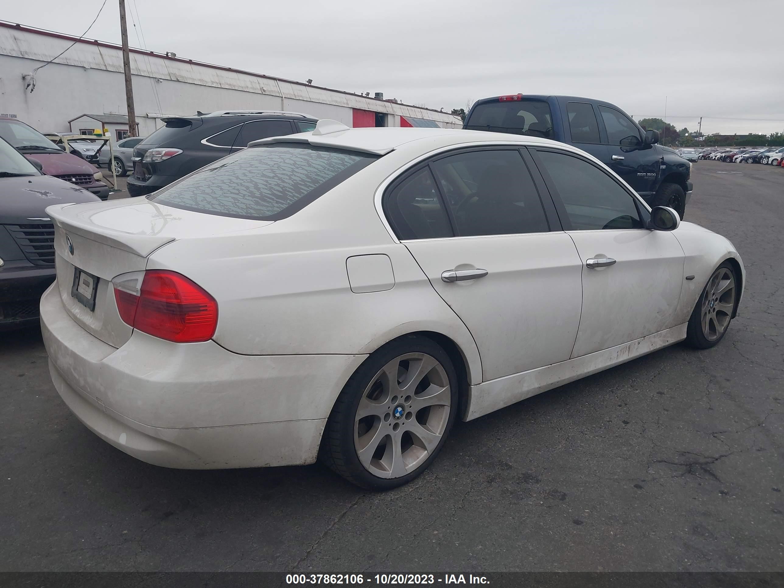 Photo 3 VIN: WBAVB33576PS11704 - BMW 3ER 