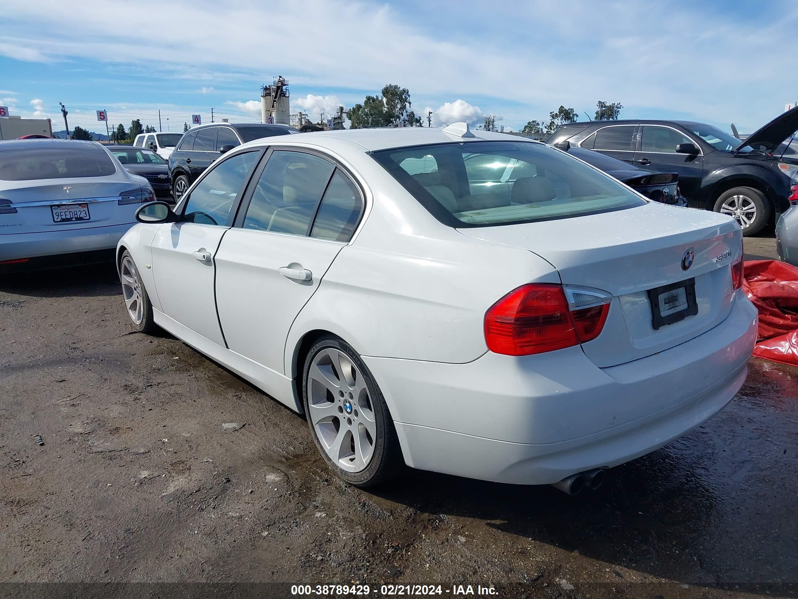 Photo 2 VIN: WBAVB335X6KR74880 - BMW 3ER 