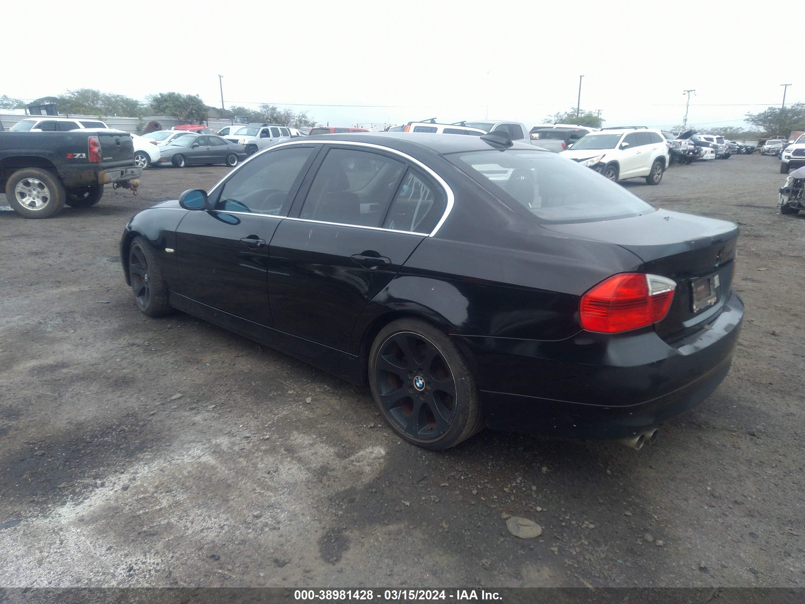 Photo 2 VIN: WBAVB335X6PS05282 - BMW 3ER 