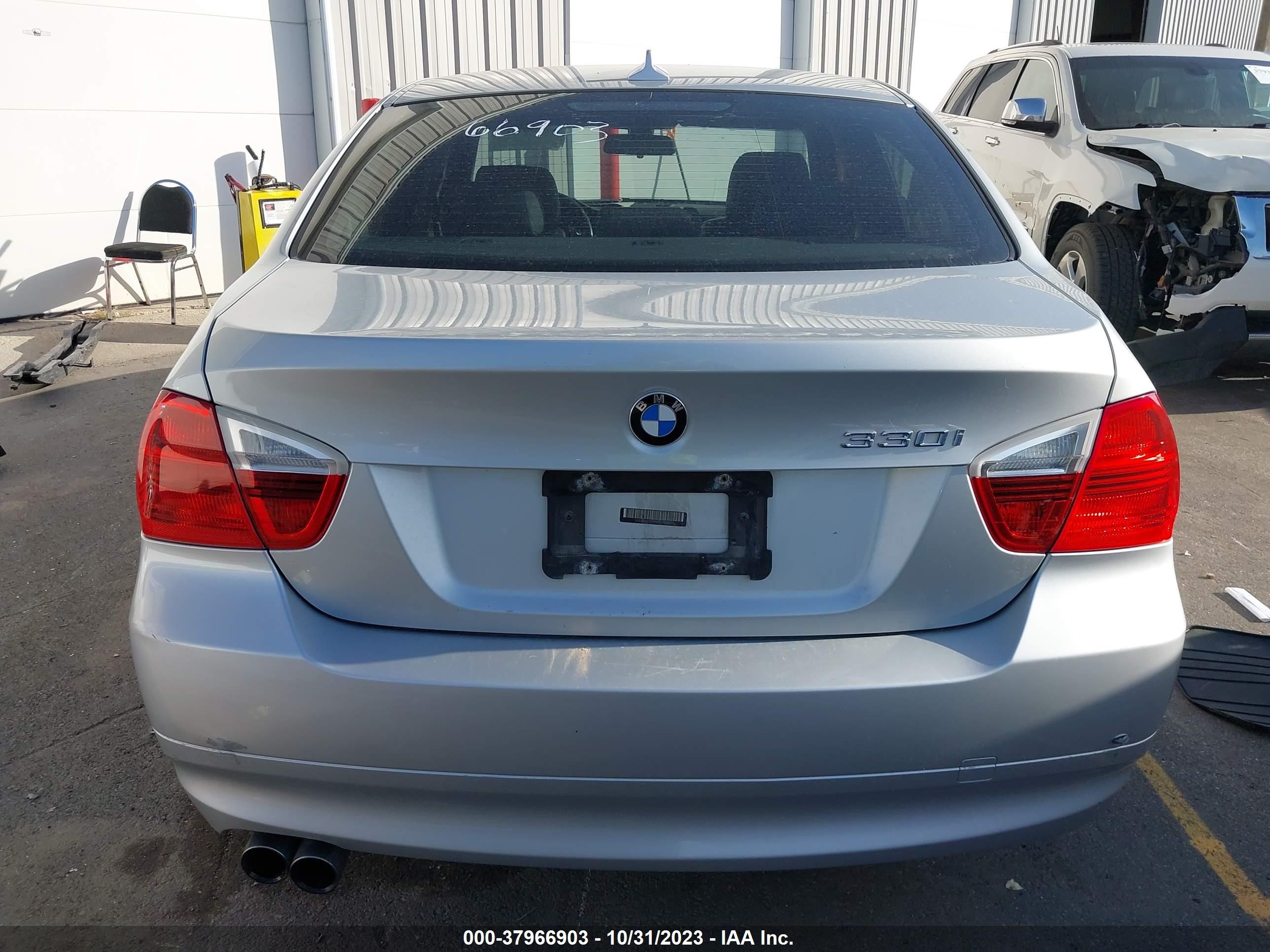 Photo 15 VIN: WBAVB335X6PS18680 - BMW 3ER 