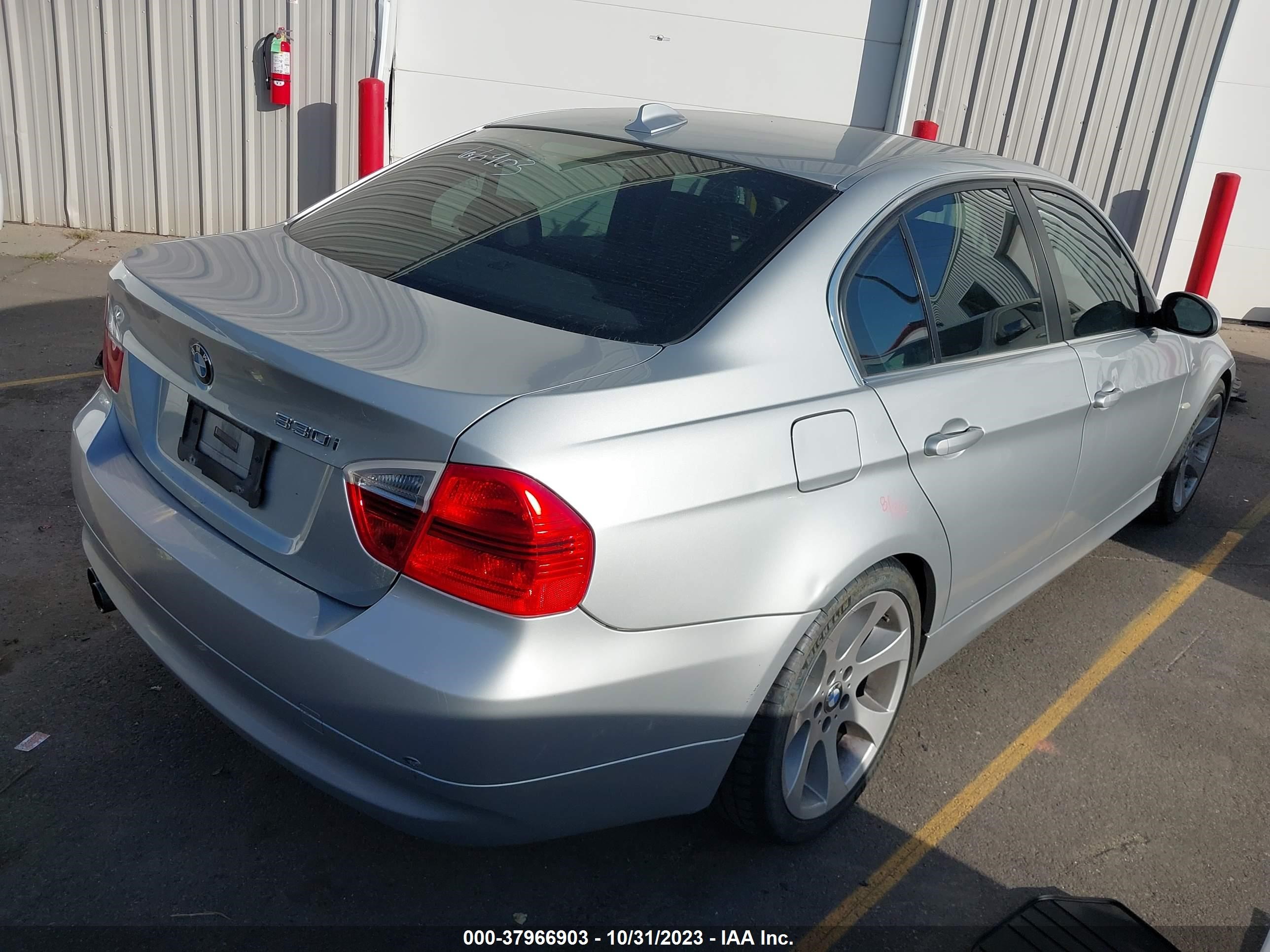 Photo 3 VIN: WBAVB335X6PS18680 - BMW 3ER 