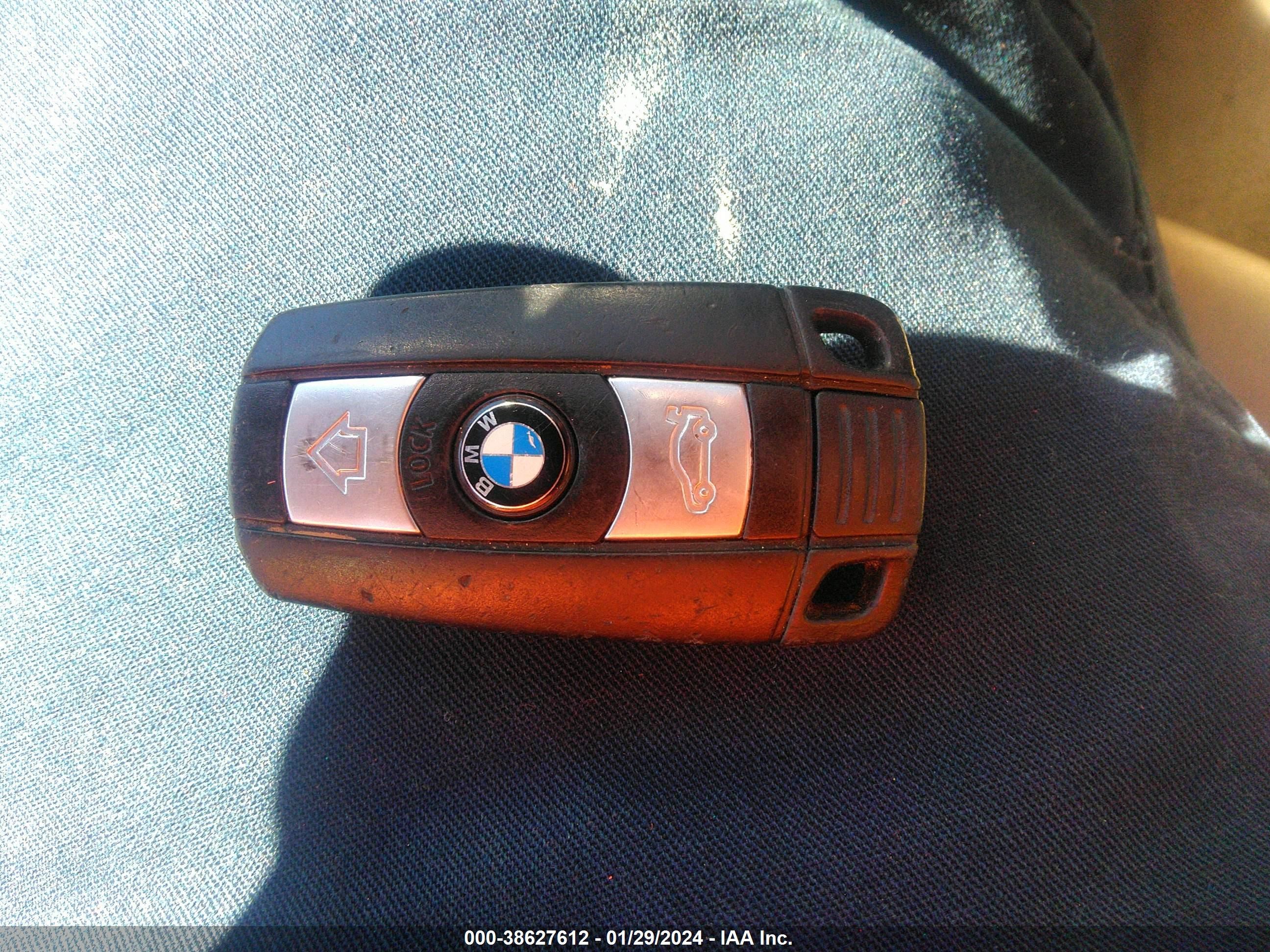 Photo 10 VIN: WBAVB73507VF54006 - BMW 3ER 