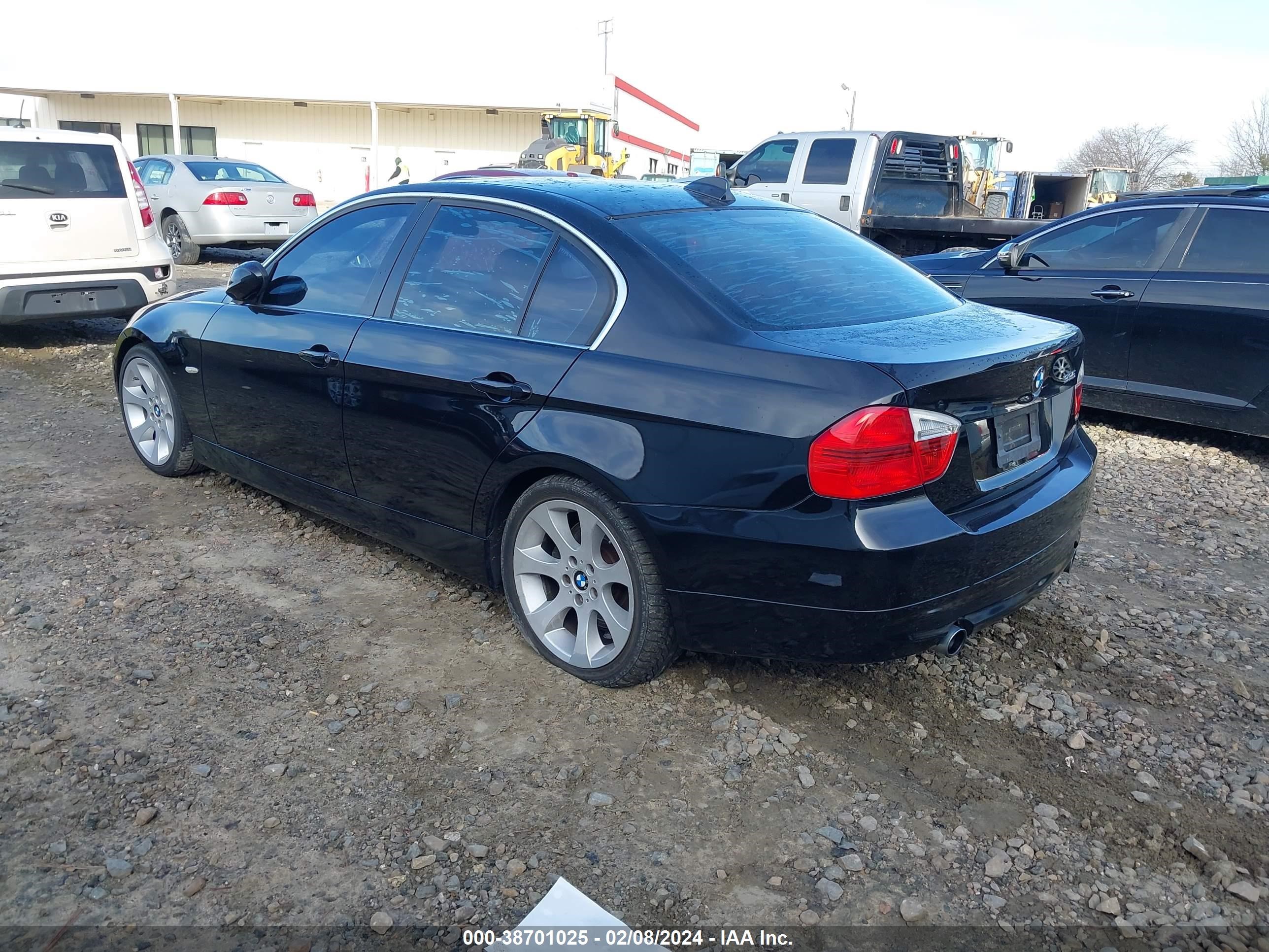 Photo 2 VIN: WBAVB73527VH21823 - BMW 3ER 