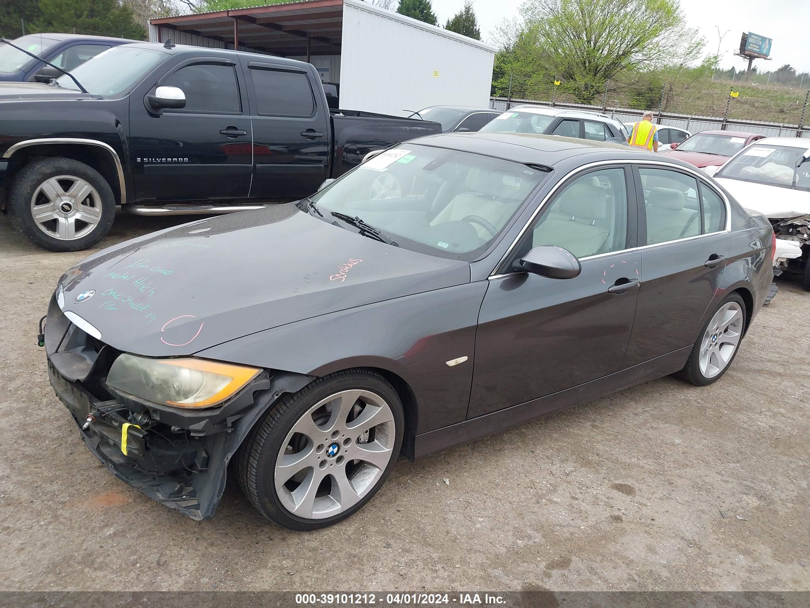 Photo 1 VIN: WBAVB73528KY65131 - BMW 3ER 