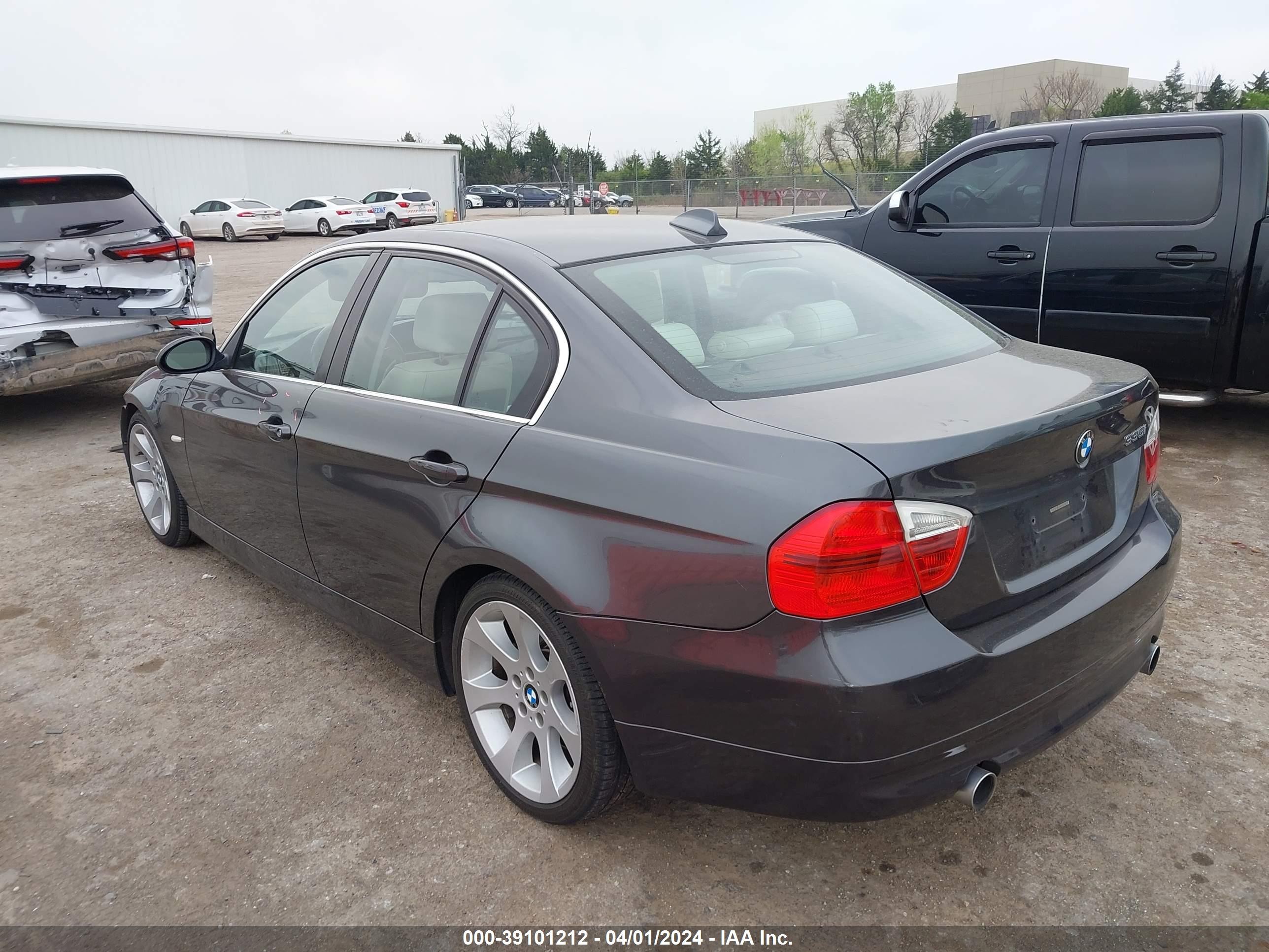 Photo 2 VIN: WBAVB73528KY65131 - BMW 3ER 