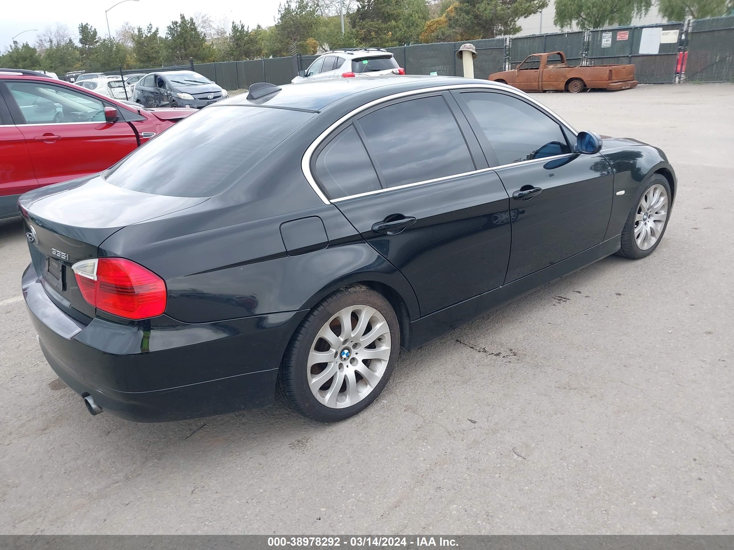 Photo 3 VIN: WBAVB73547PA86088 - BMW 3ER 