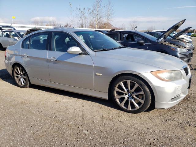 Photo 3 VIN: WBAVB73568KY63818 - BMW 3 SERIES 