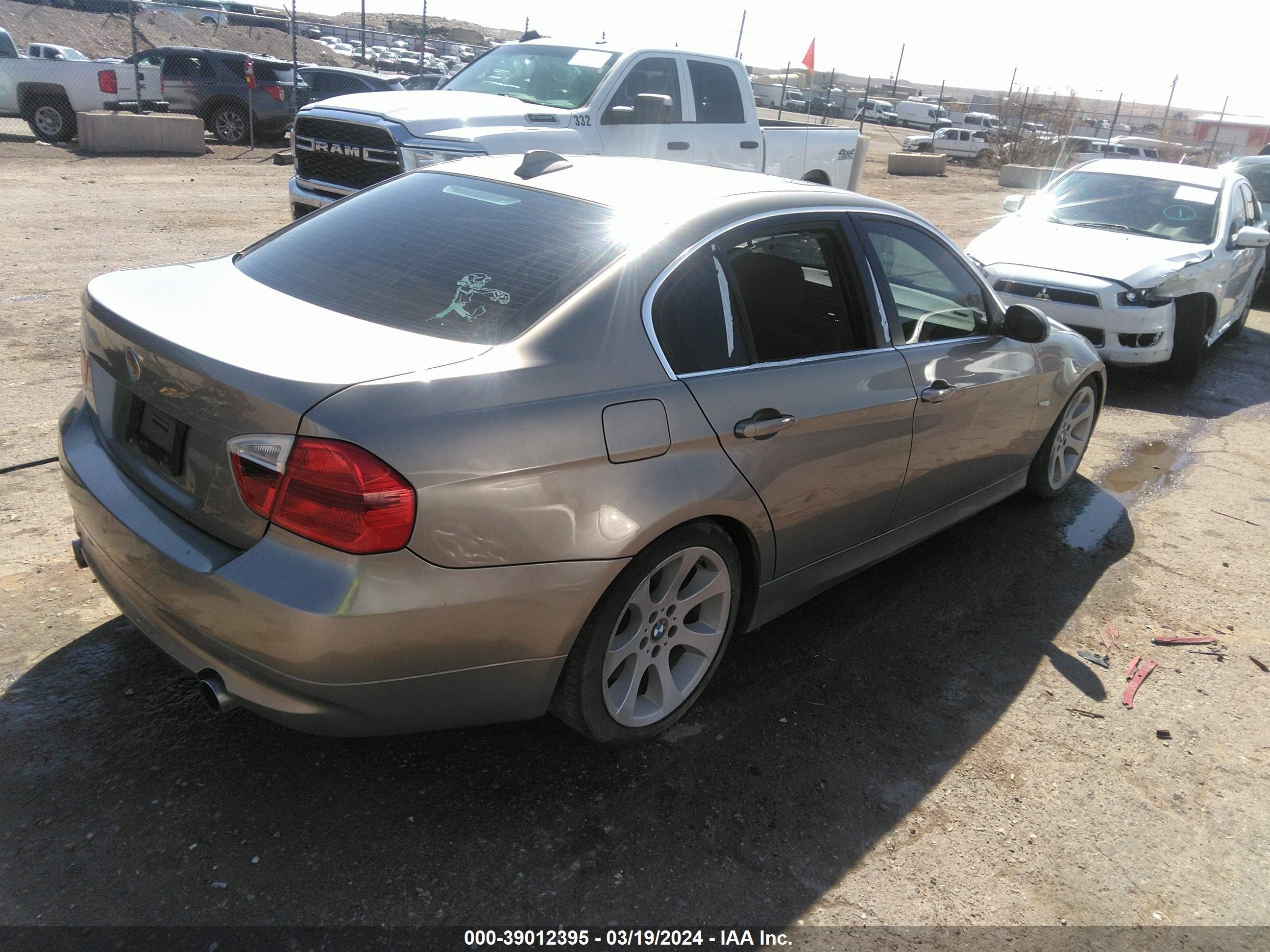 Photo 3 VIN: WBAVB73578VH24914 - BMW 3ER 