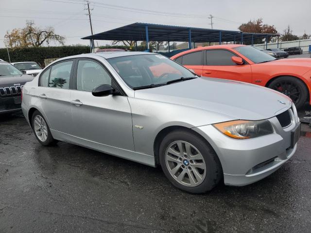 Photo 3 VIN: WBAVC53507FZ78083 - BMW 328 I SULE 