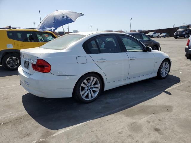 Photo 2 VIN: WBAVC53508FZ87027 - BMW 3 SERIES 