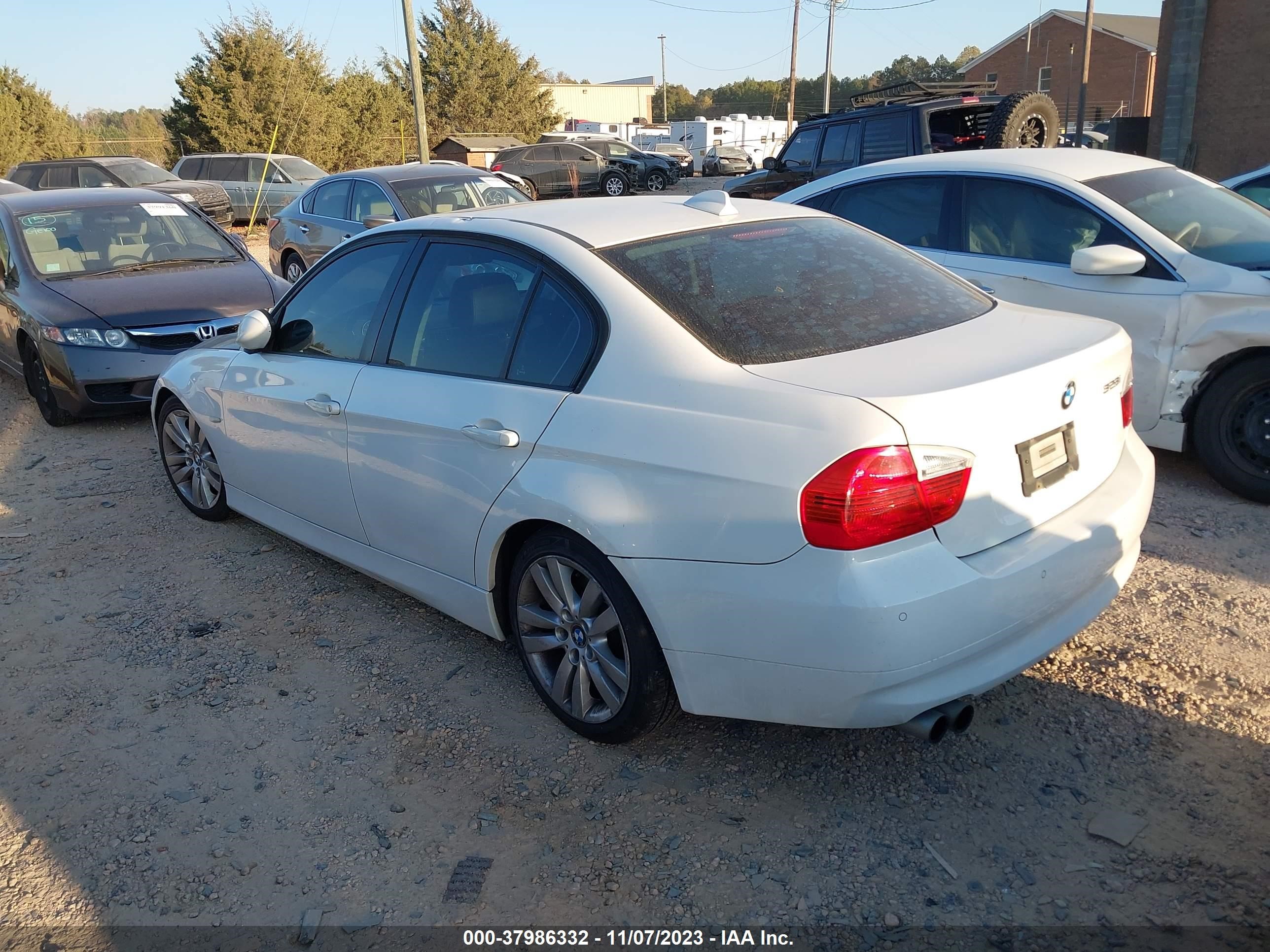 Photo 2 VIN: WBAVC53518F009071 - BMW 3ER 