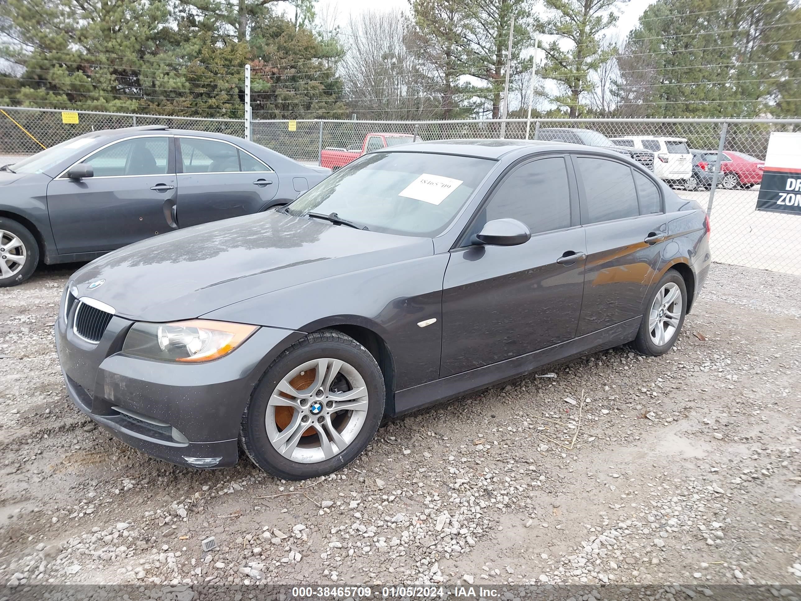 Photo 1 VIN: WBAVC53518FZ88882 - BMW 3ER 