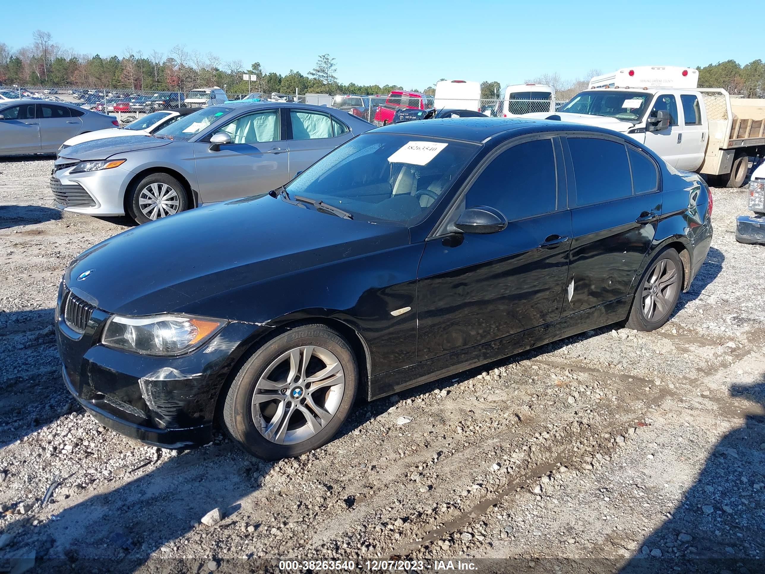 Photo 1 VIN: WBAVC53528F009886 - BMW 3ER 