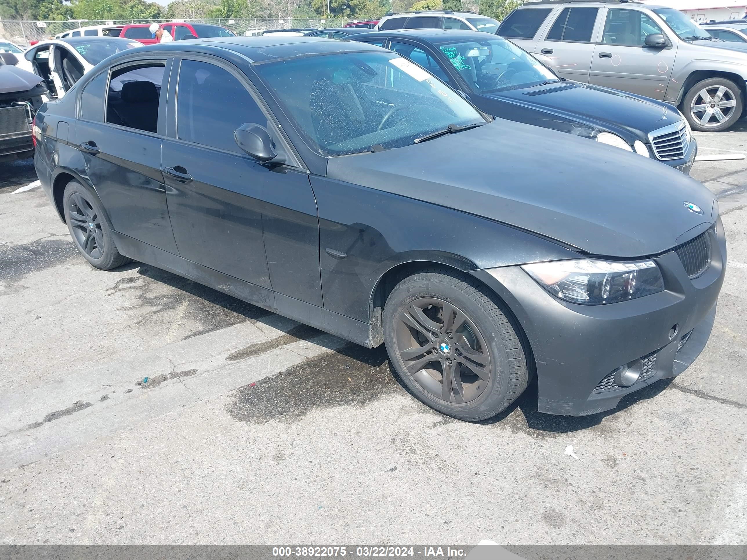 Photo 0 VIN: WBAVC53528FZ84789 - BMW 3ER 