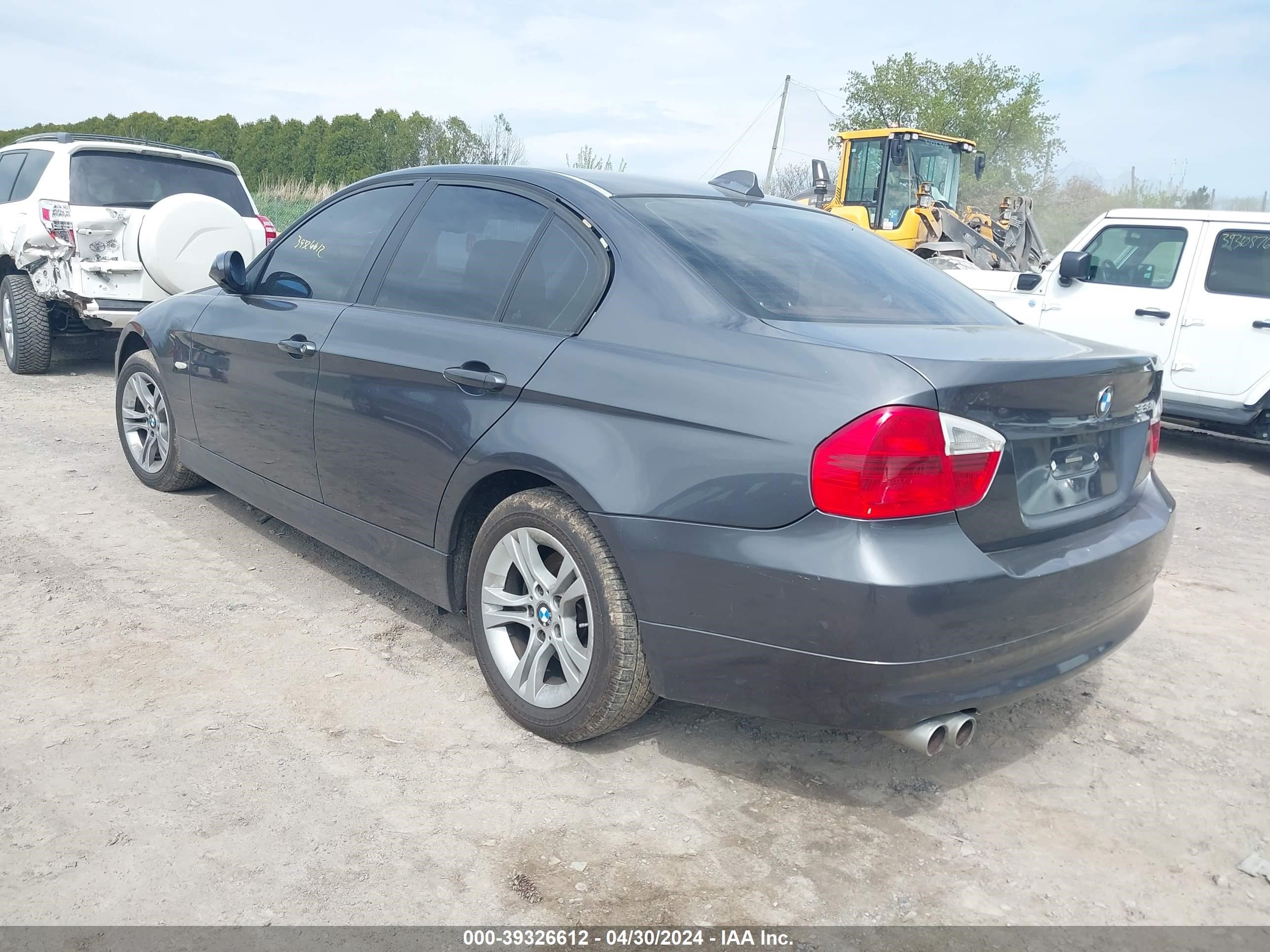 Photo 2 VIN: WBAVC57588NK77843 - BMW 3ER 