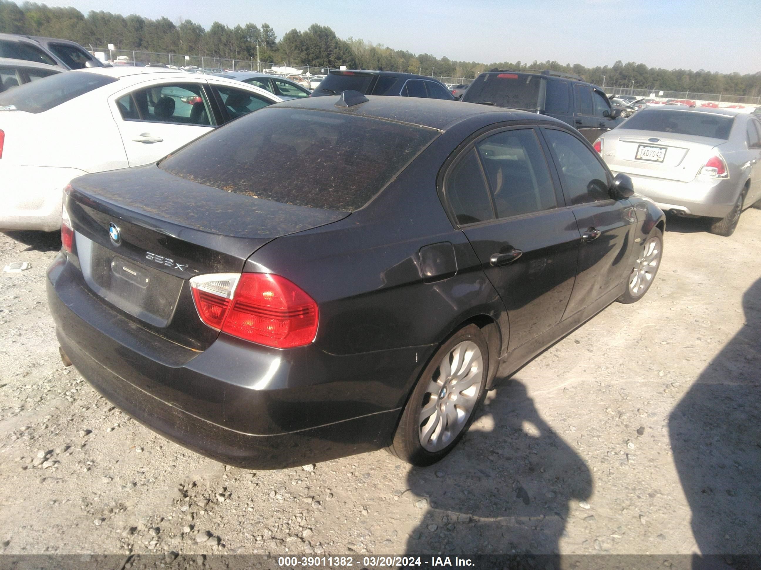 Photo 3 VIN: WBAVC73517KP31402 - BMW 3ER 