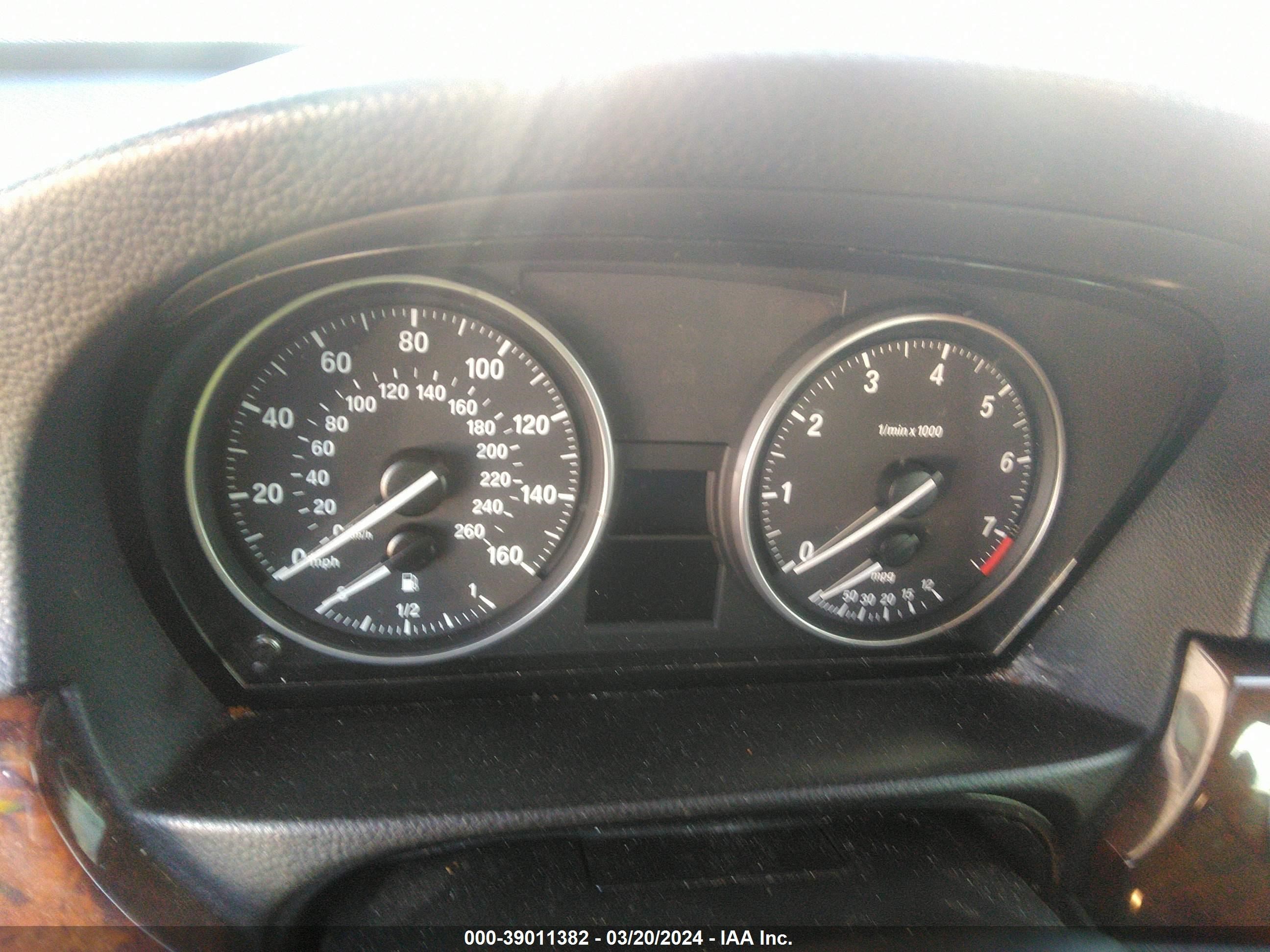 Photo 6 VIN: WBAVC73517KP31402 - BMW 3ER 