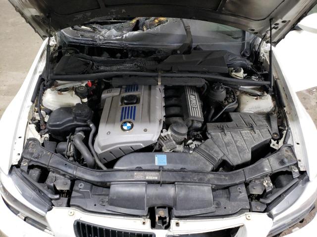 Photo 10 VIN: WBAVC73528KP39395 - BMW 3 SERIES 