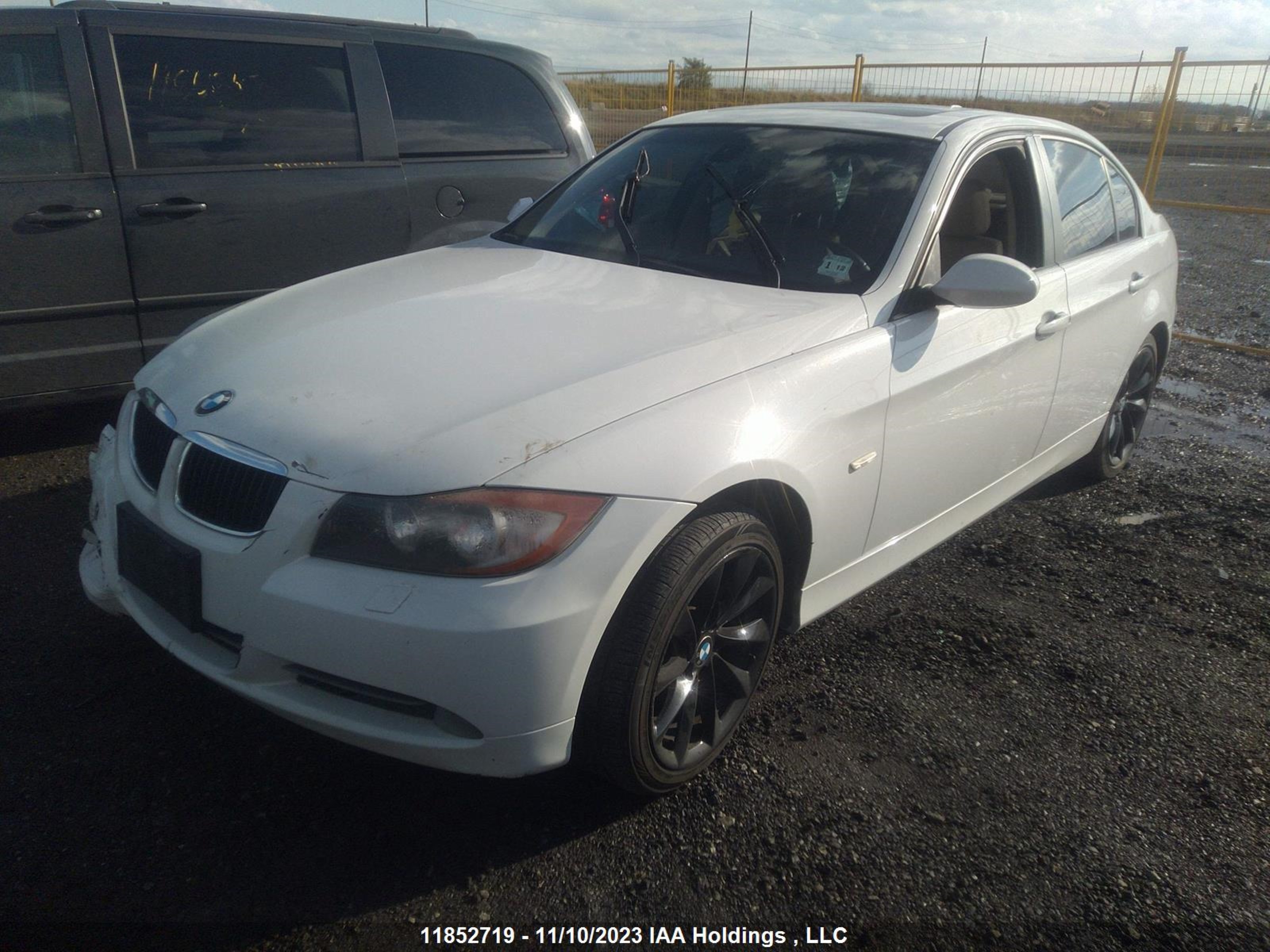 Photo 1 VIN: WBAVC73538KP38501 - BMW 3ER 