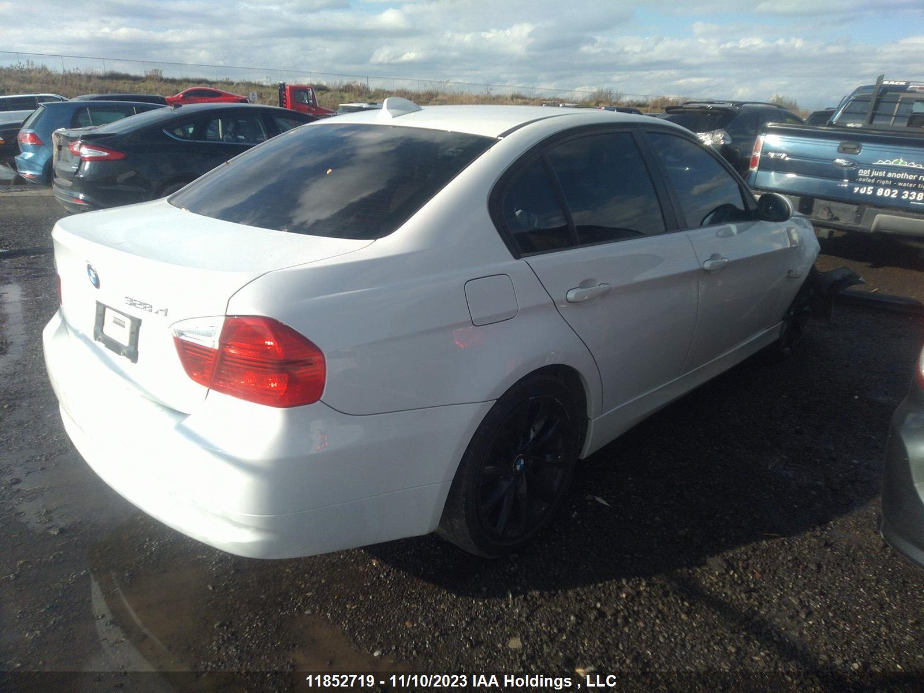 Photo 3 VIN: WBAVC73538KP38501 - BMW 3ER 