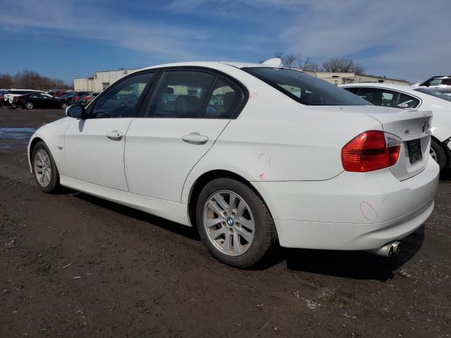 Photo 1 VIN: WBAVC73538KP38563 - BMW 3 SERIES 