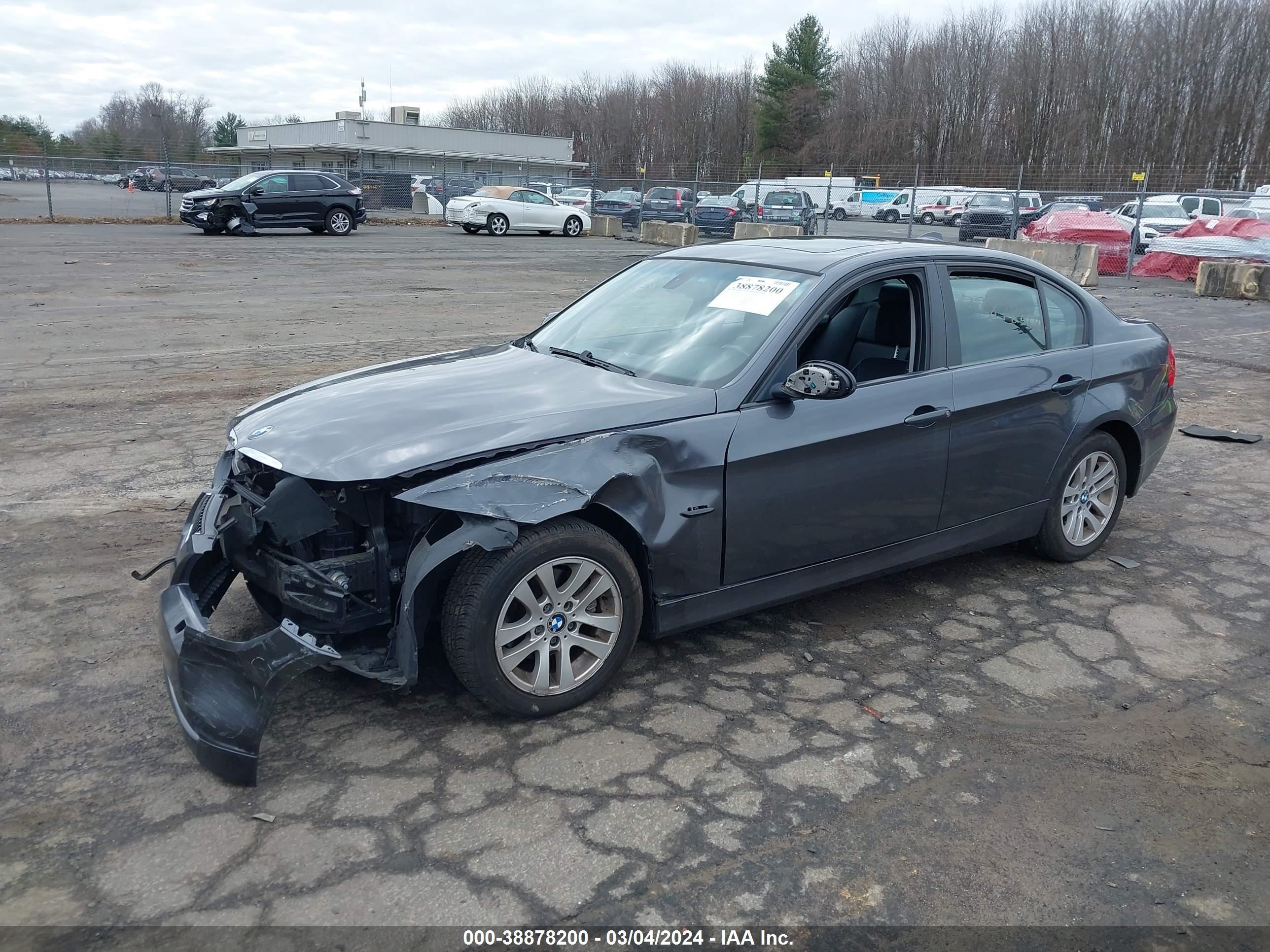 Photo 1 VIN: WBAVC73567KP31623 - BMW 3ER 