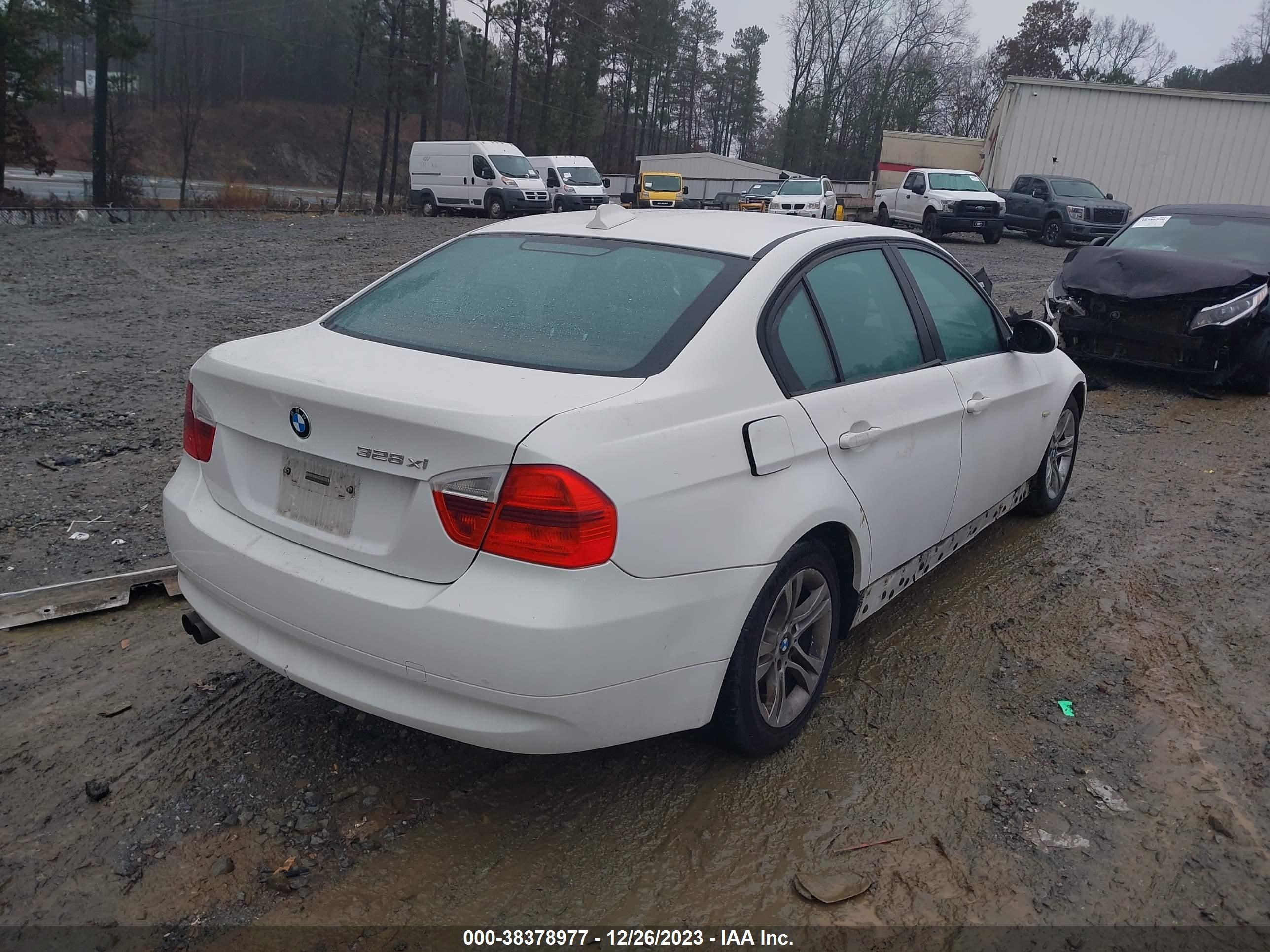 Photo 3 VIN: WBAVC73568KP38167 - BMW 3ER 