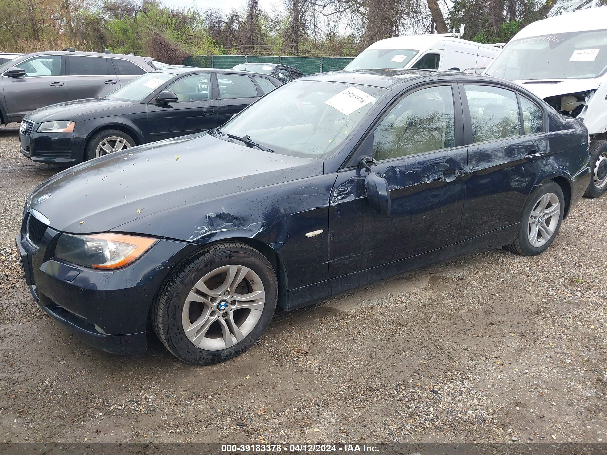 Photo 1 VIN: WBAVC73568KX90494 - BMW 3ER 