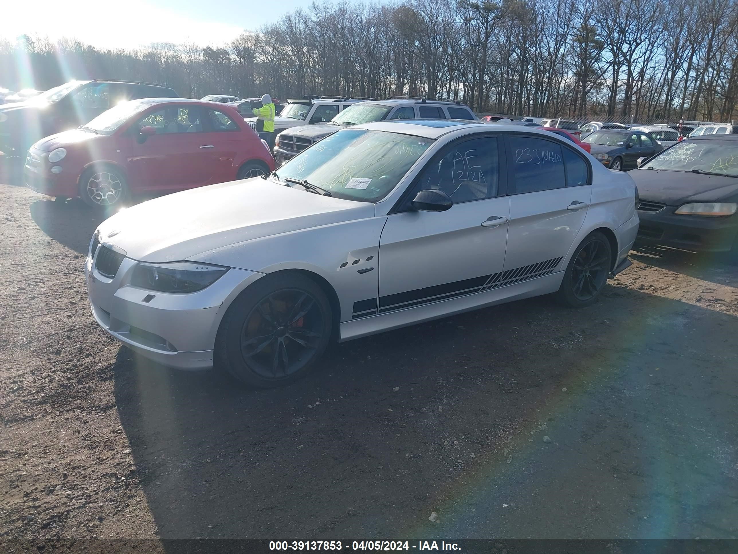 Photo 1 VIN: WBAVC73597KP33396 - BMW 3ER 