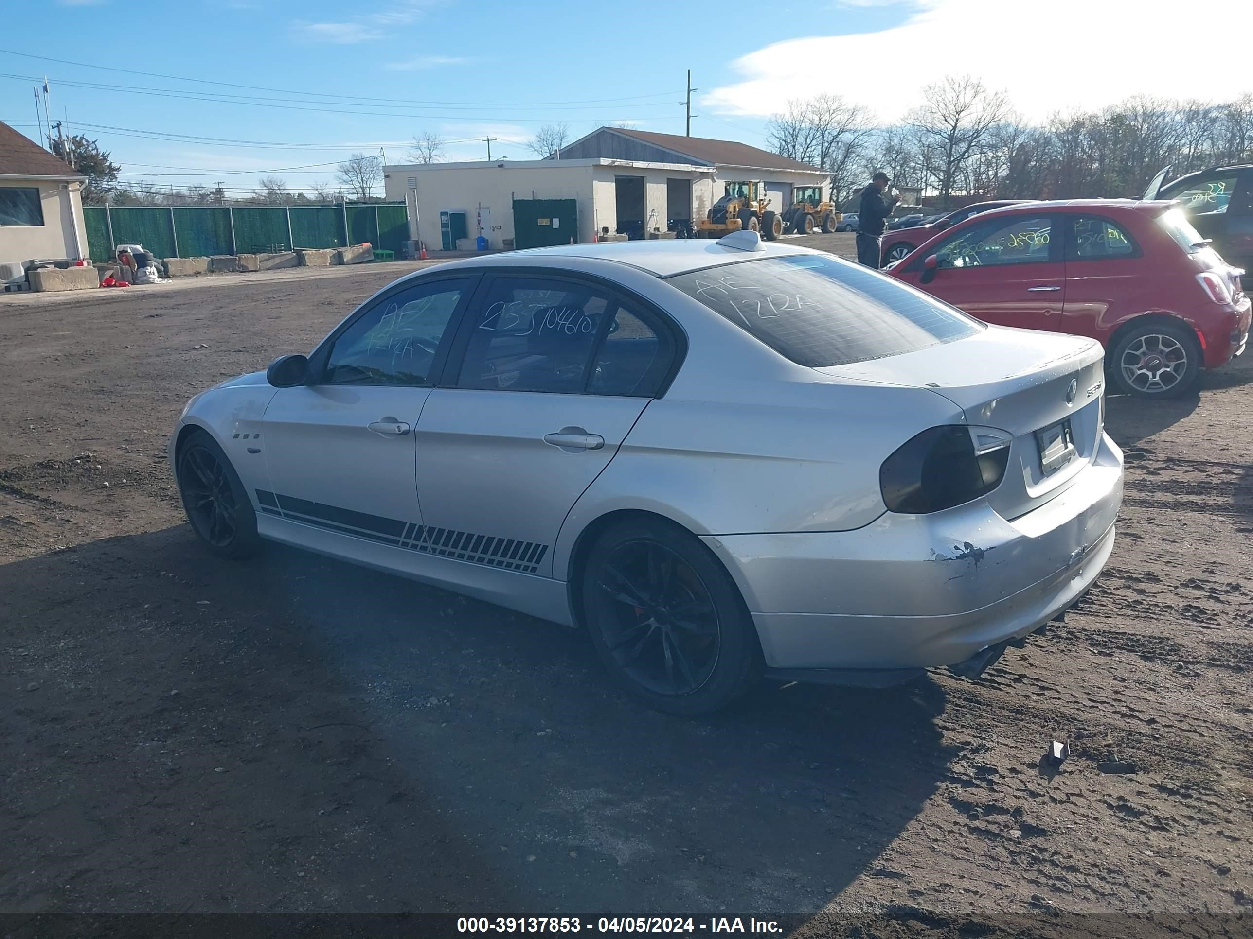 Photo 2 VIN: WBAVC73597KP33396 - BMW 3ER 