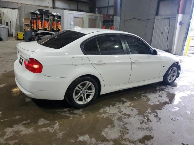 Photo 2 VIN: WBAVC73598KP37417 - BMW 3 SERIES 