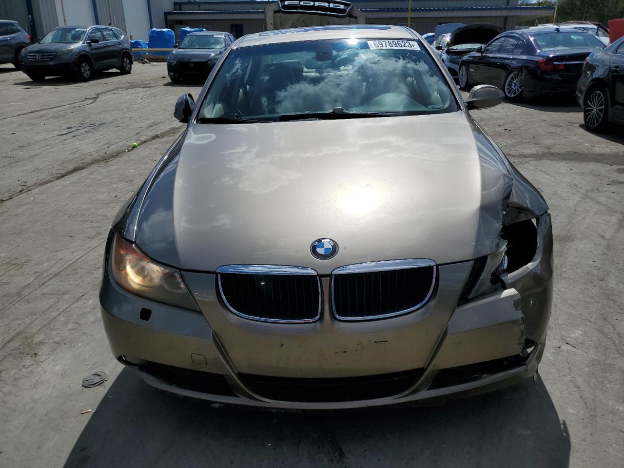 Photo 4 VIN: WBAVC735X7KP32502 - BMW 3ER 