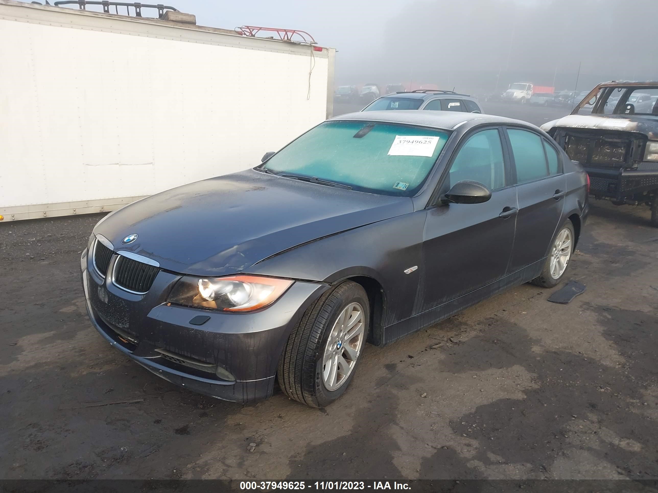 Photo 1 VIN: WBAVC93517KX53413 - BMW 3ER 