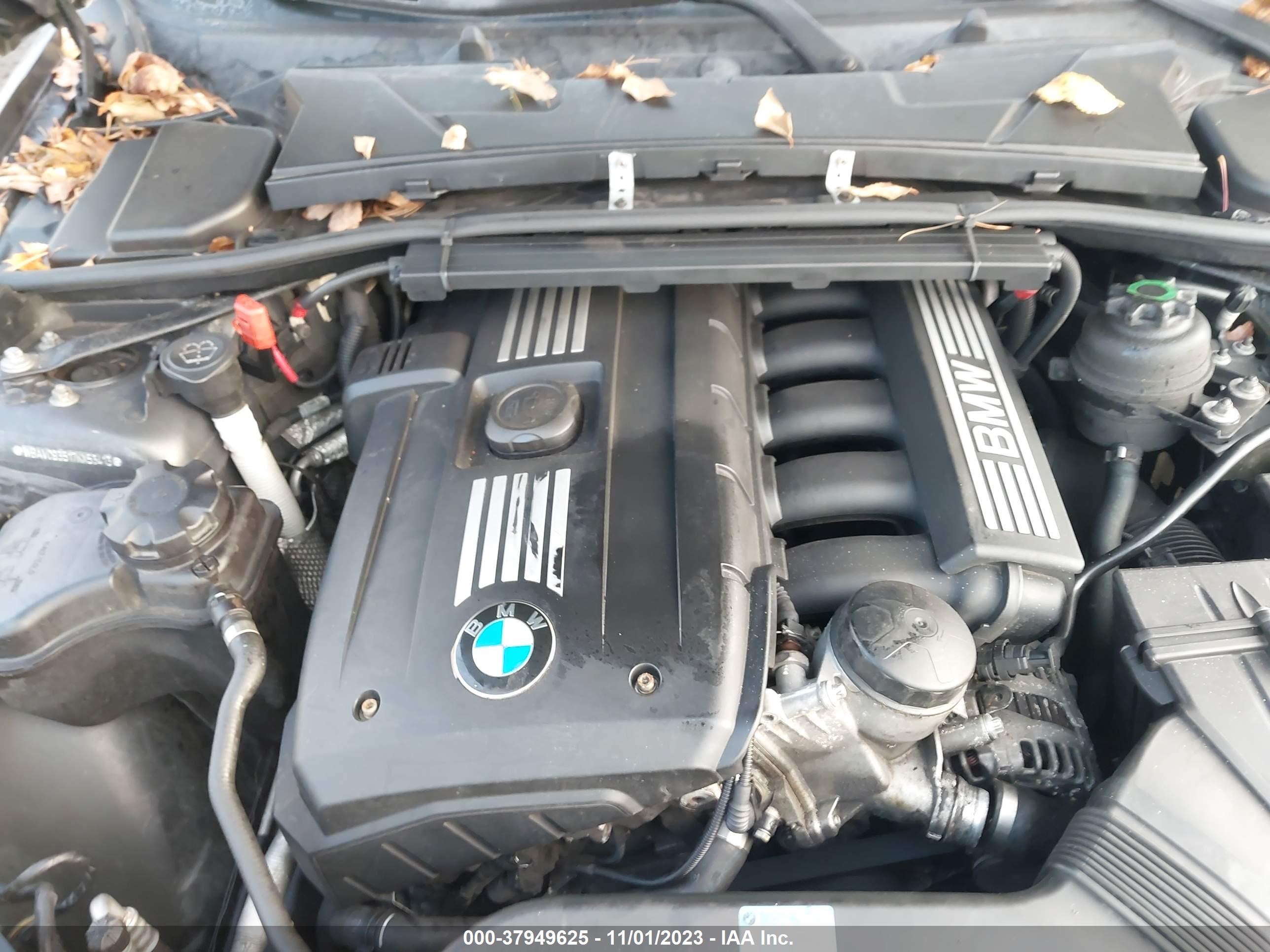 Photo 9 VIN: WBAVC93517KX53413 - BMW 3ER 