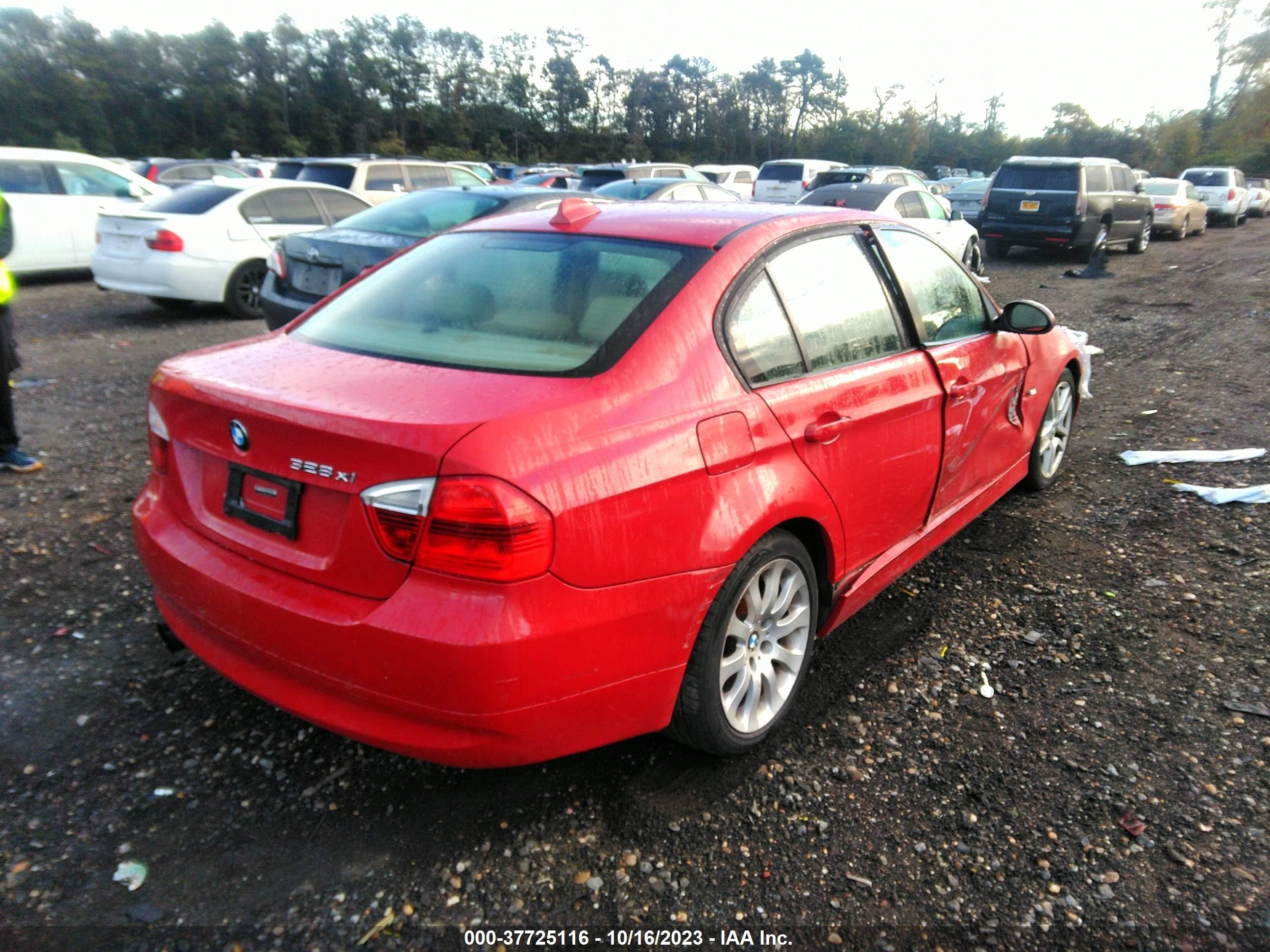 Photo 3 VIN: WBAVC93527KX55865 - BMW 3ER 