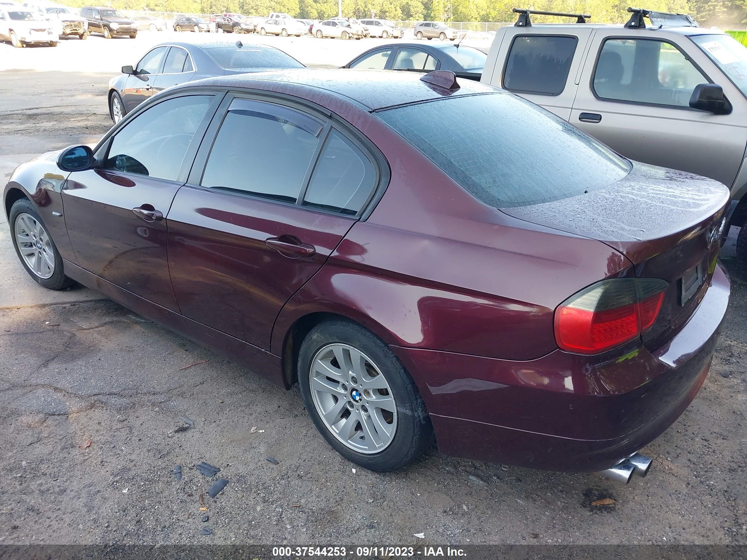 Photo 2 VIN: WBAVC93547K035421 - BMW 3ER 