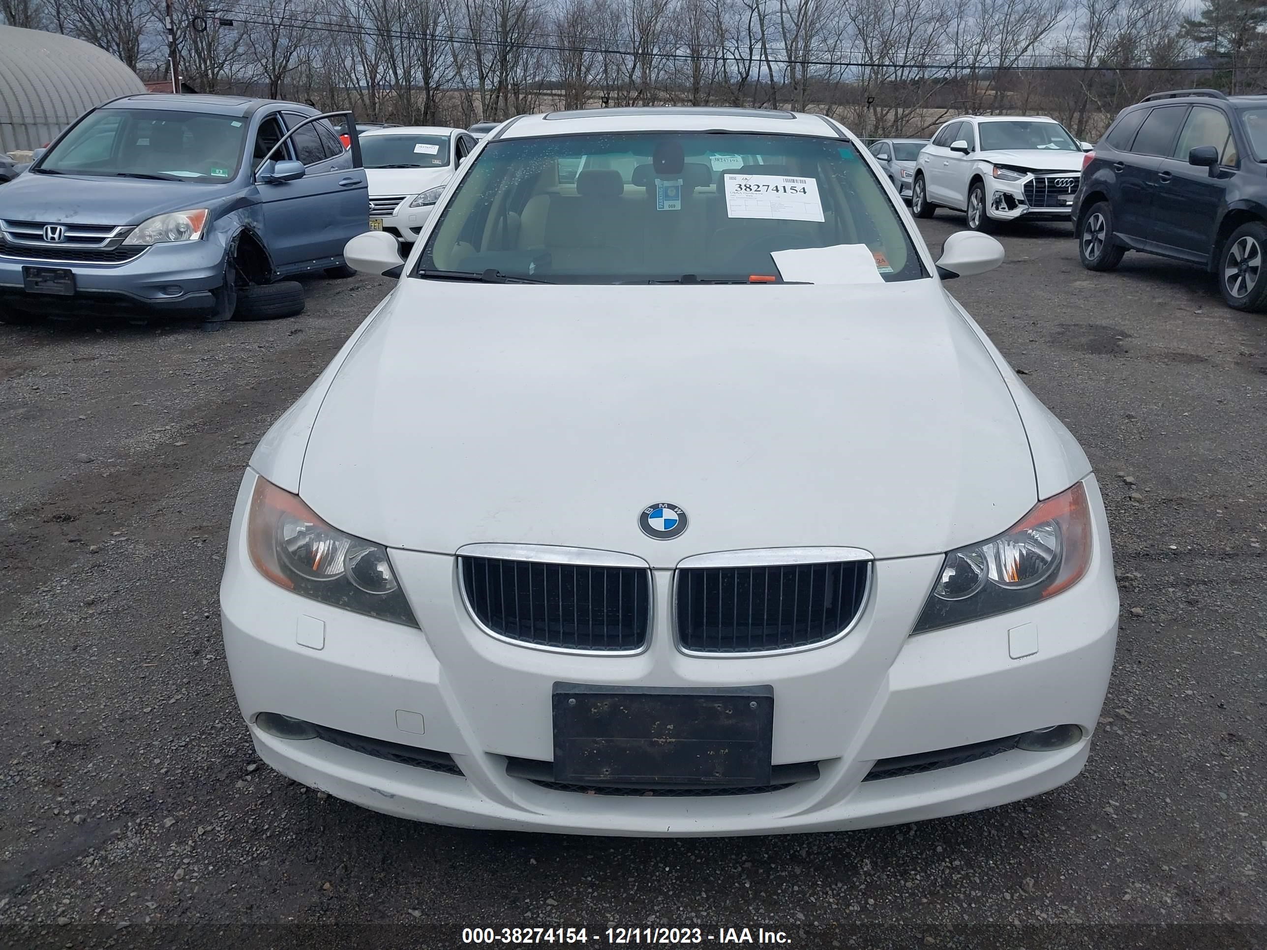 Photo 11 VIN: WBAVC93557K031328 - BMW 3ER 