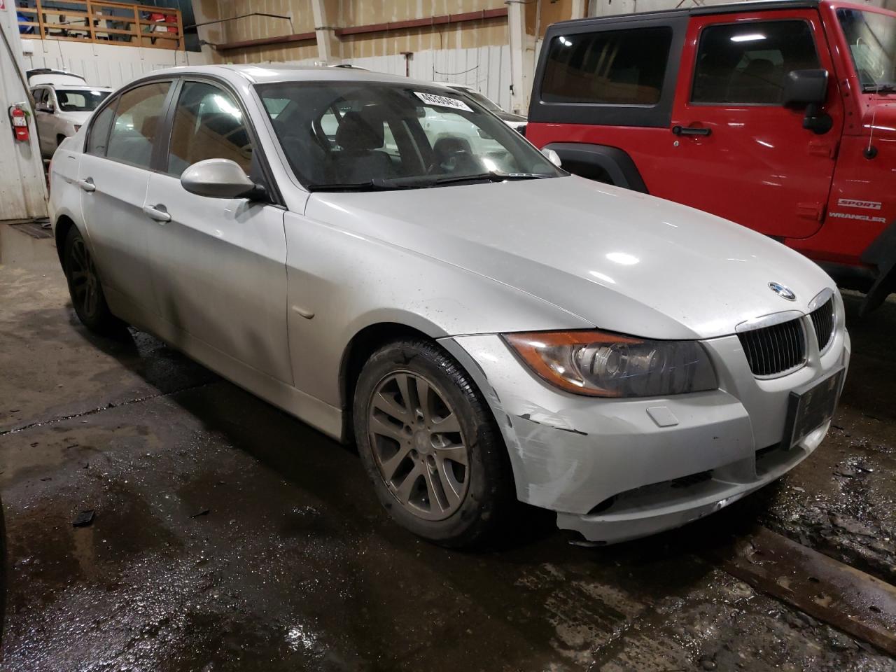 Photo 3 VIN: WBAVC93567KX59594 - BMW 3ER 