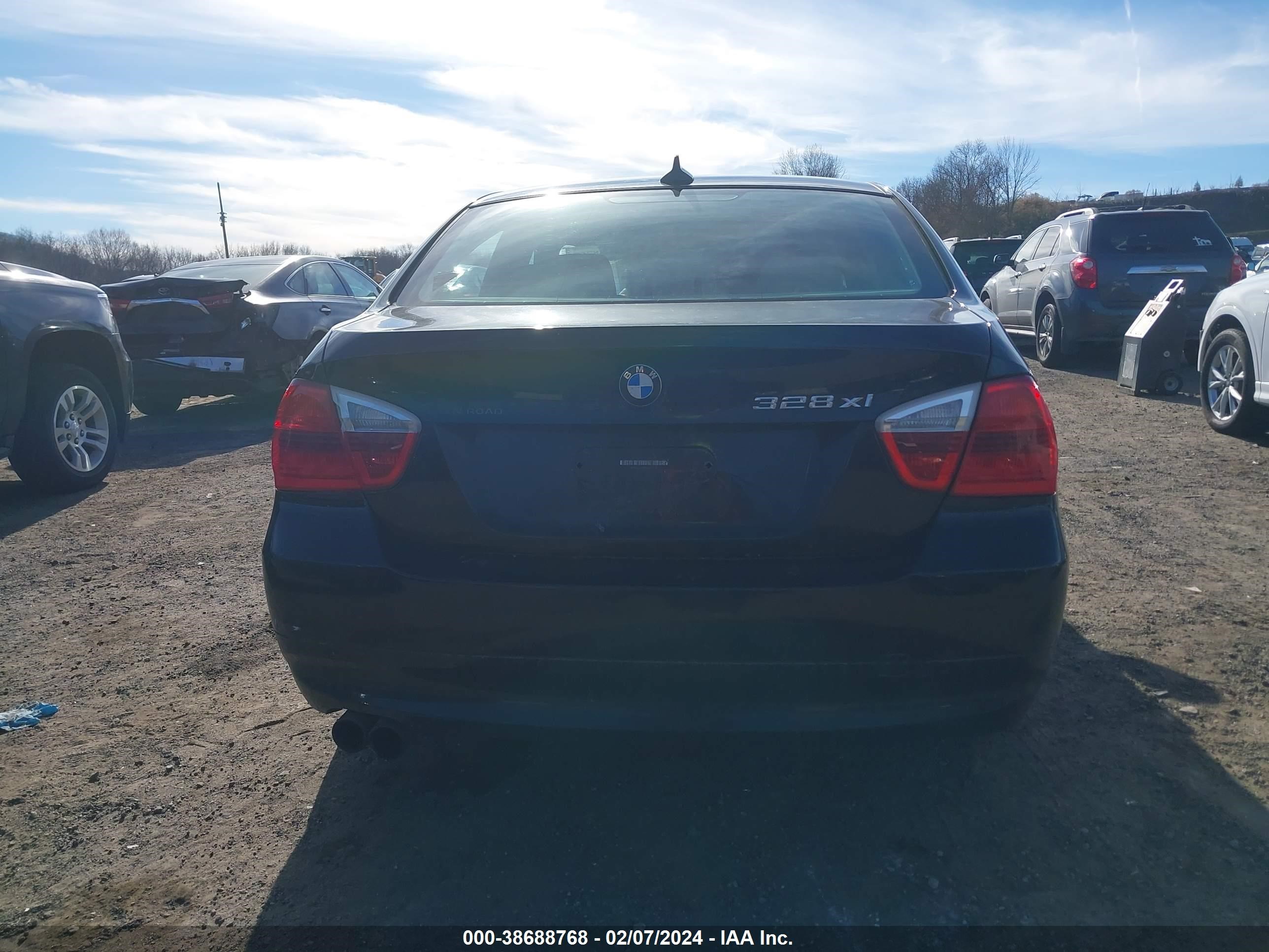 Photo 15 VIN: WBAVC93598K039725 - BMW 3ER 