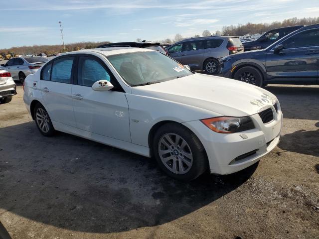 Photo 3 VIN: WBAVC935X7KX54138 - BMW 328 XI 