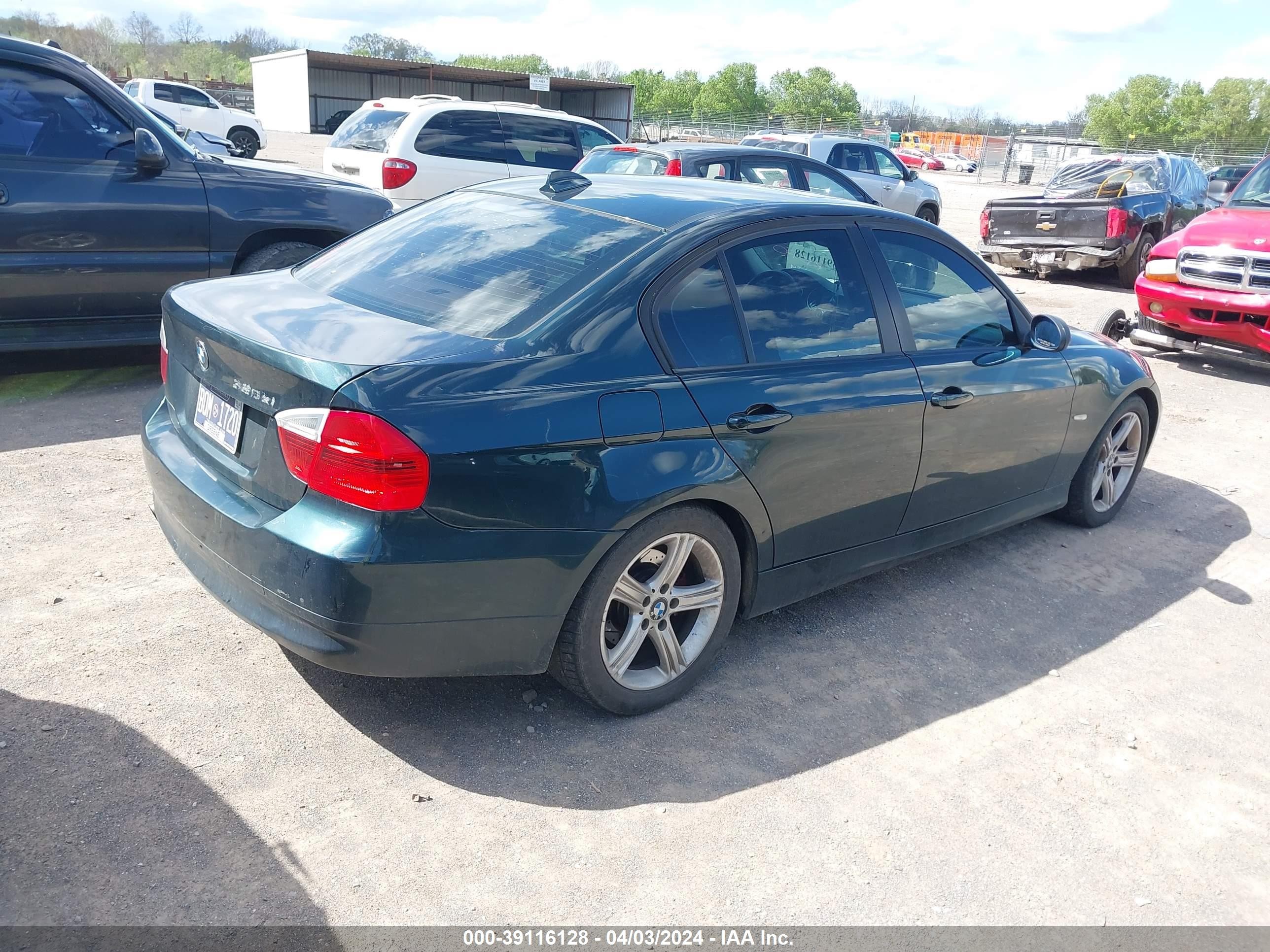 Photo 3 VIN: WBAVD13516KT79558 - BMW 3ER 