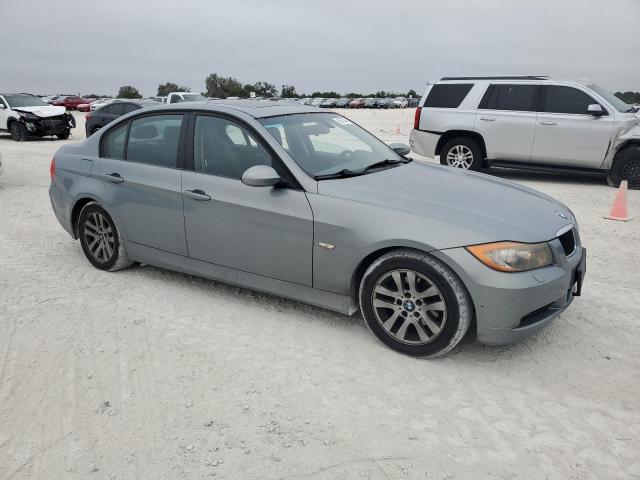 Photo 3 VIN: WBAVD13536KV01529 - BMW 3 SERIES 