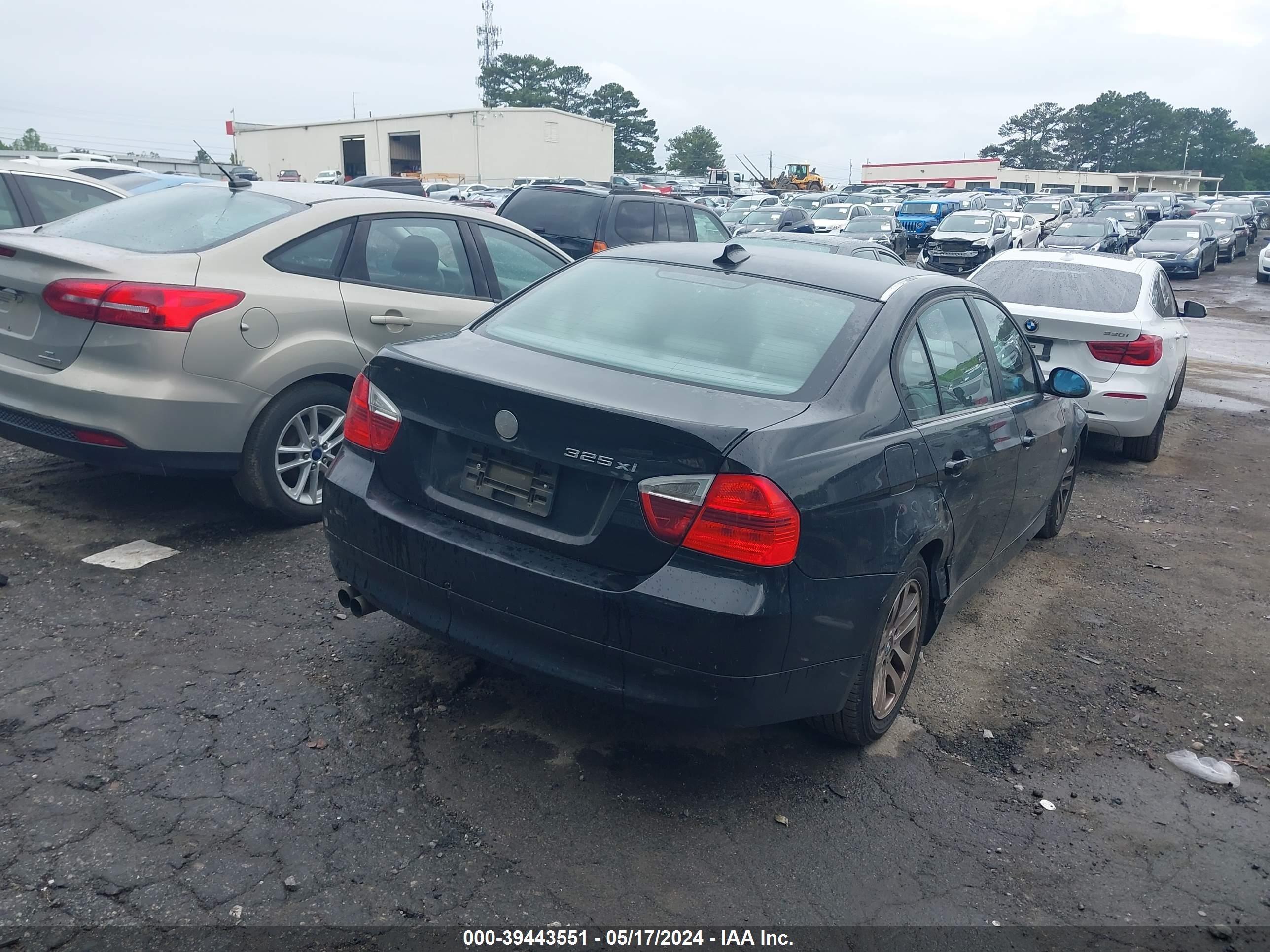 Photo 3 VIN: WBAVD13536KV03586 - BMW 3ER 