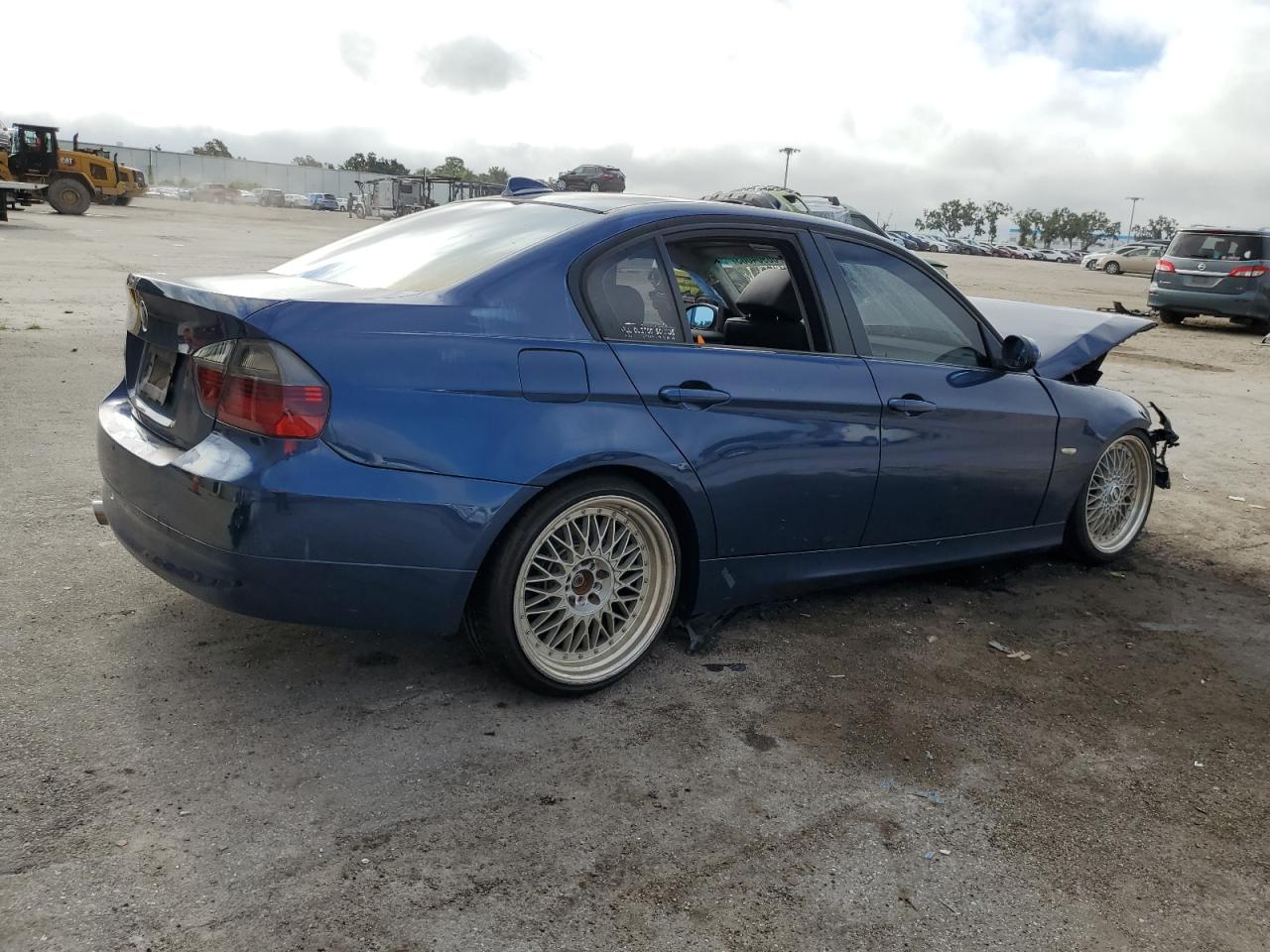 Photo 2 VIN: WBAVD13586KT79024 - BMW 3ER 