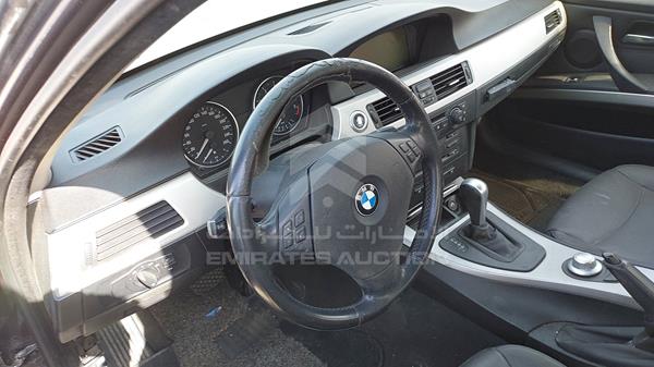 Photo 11 VIN: WBAVD31070AC92119 - BMW 330 