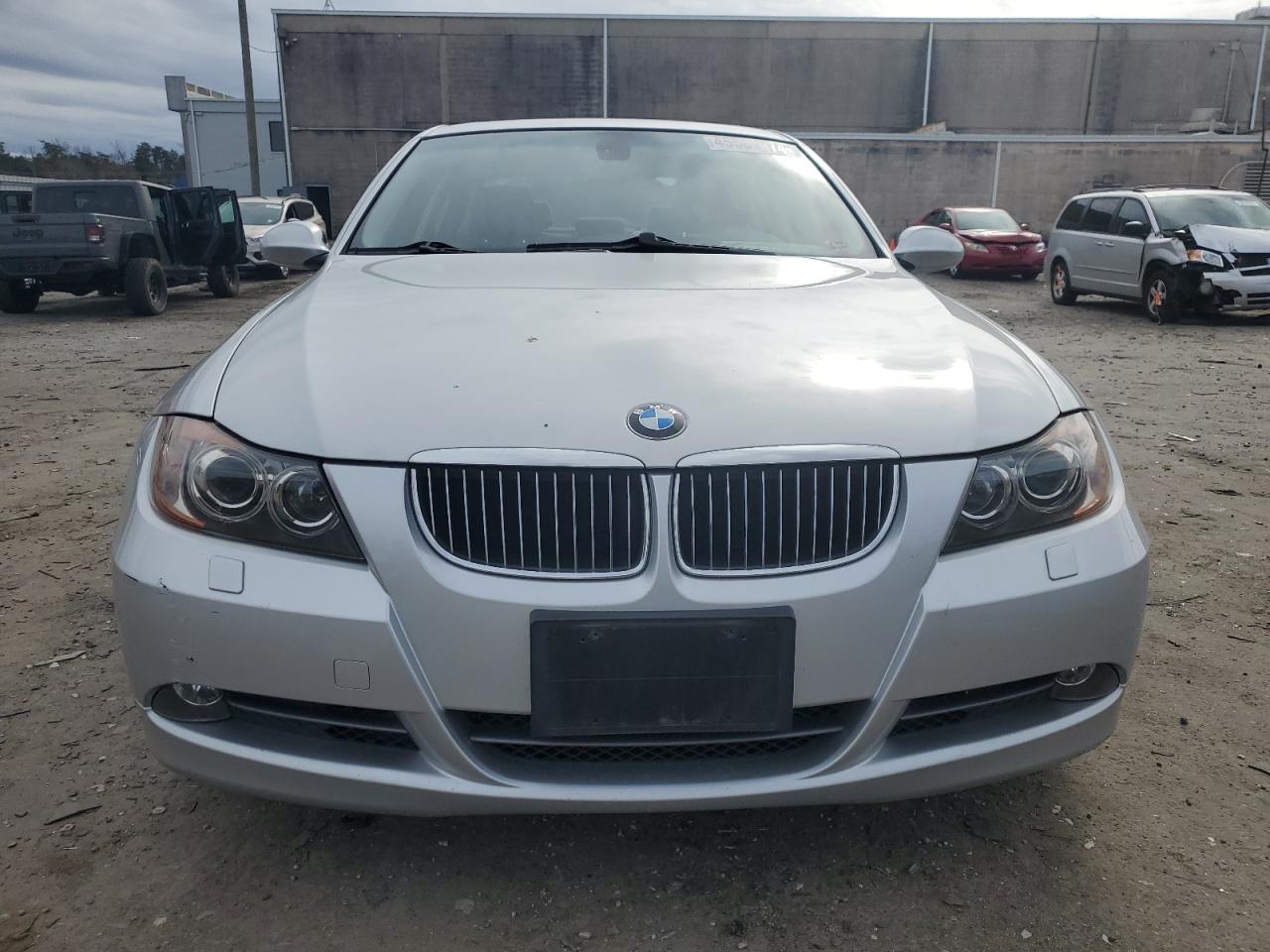 Photo 4 VIN: WBAVD33546KV64182 - BMW 3ER 