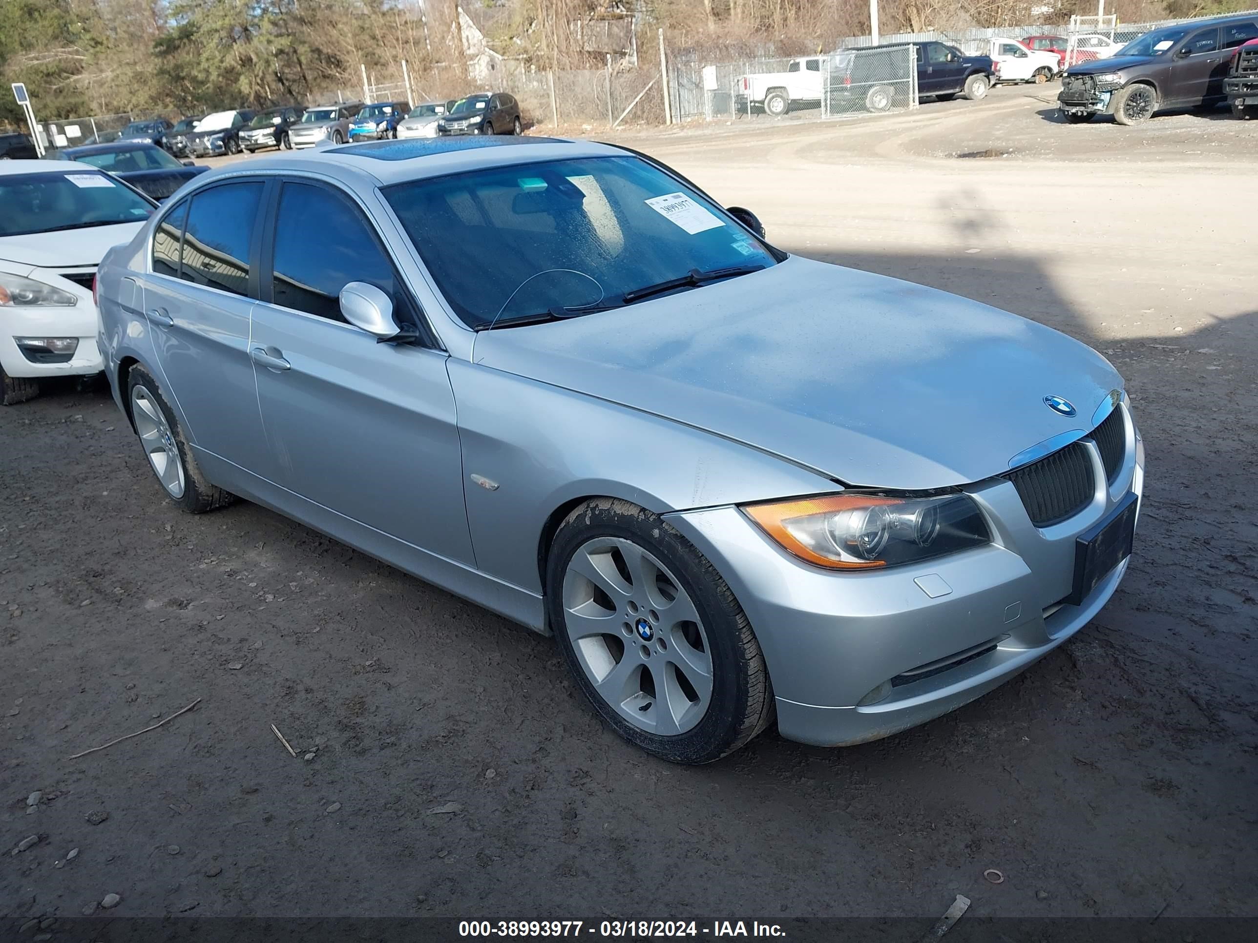 Photo 0 VIN: WBAVD33586KV66808 - BMW 3ER 