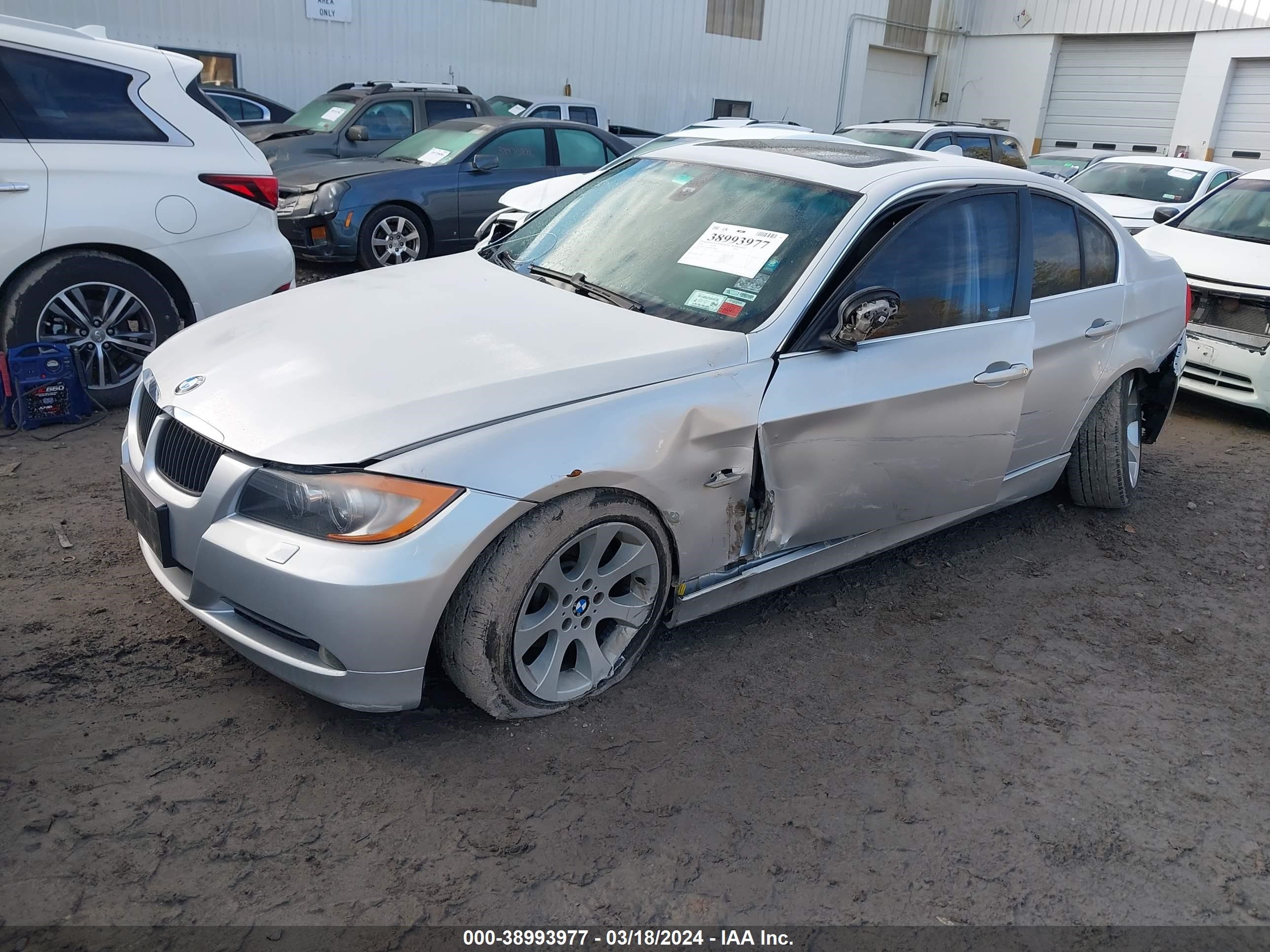 Photo 1 VIN: WBAVD33586KV66808 - BMW 3ER 